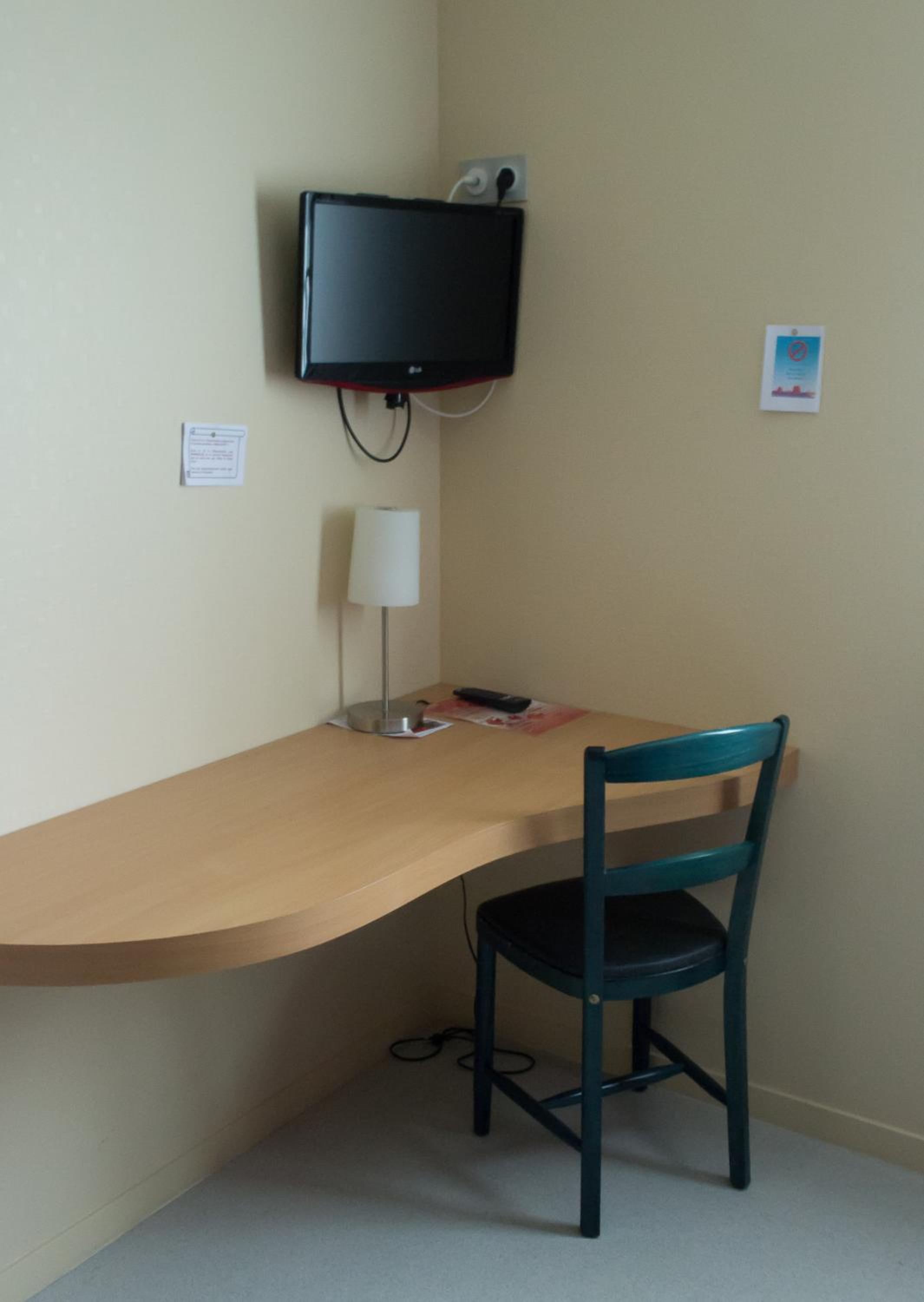 Double Room - Photo 2