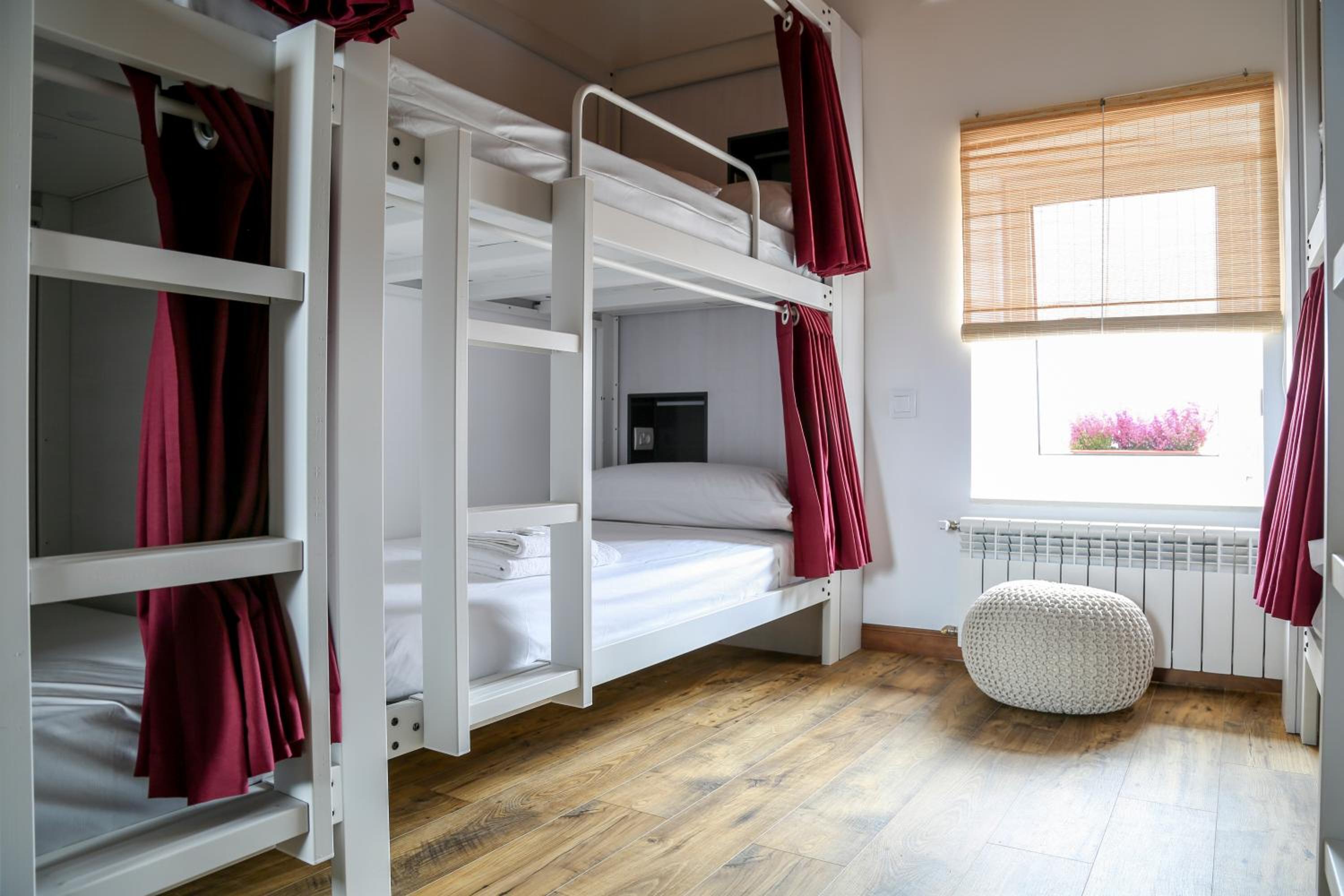 Single Bed in Dormitory Room photo 1