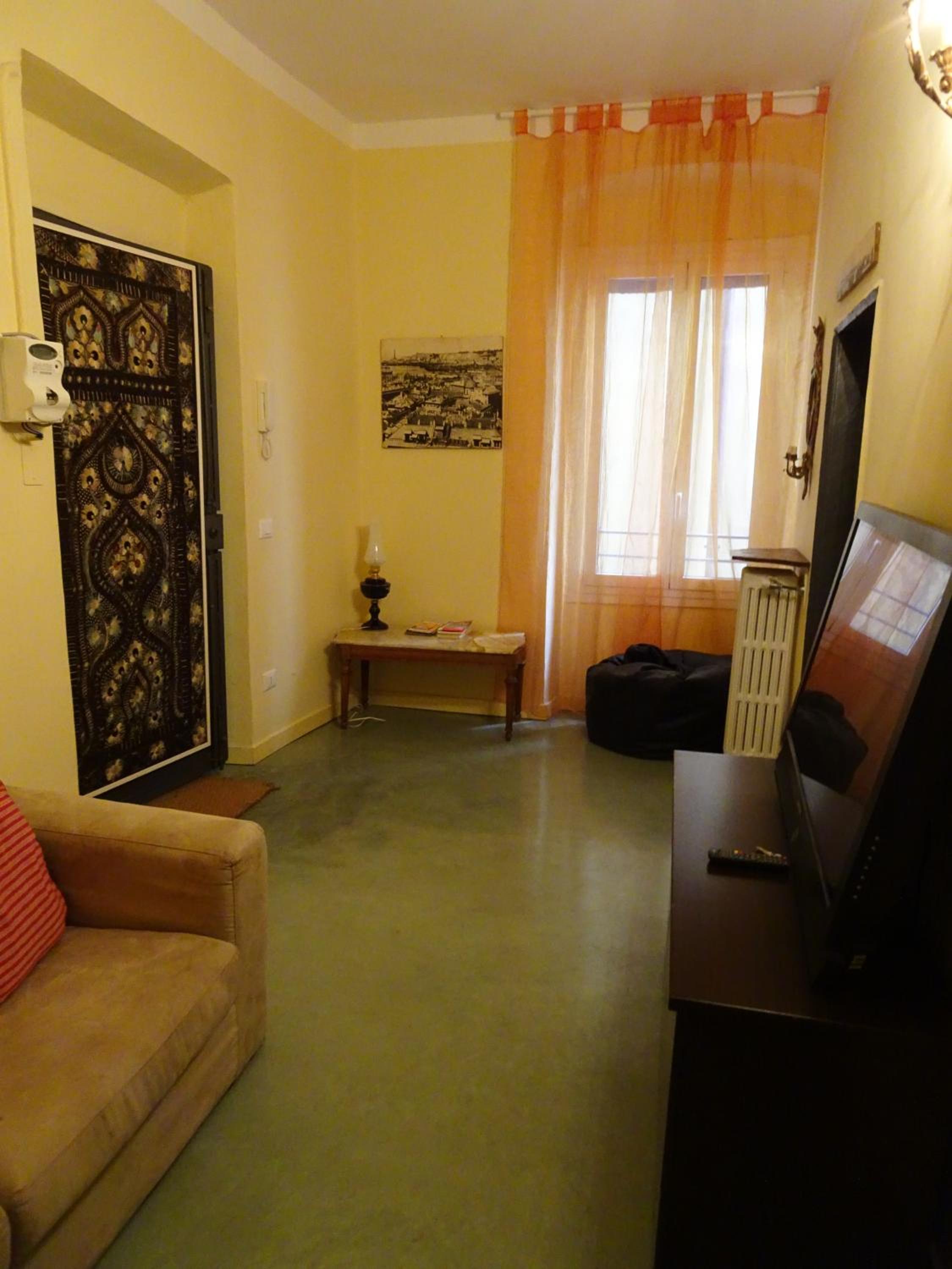 Three-Bedroom Apartment - Photo 34