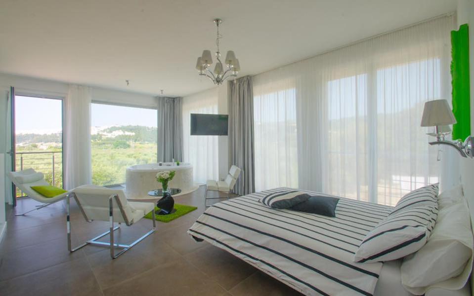 Queen Room with Spa Bath - Photo 8