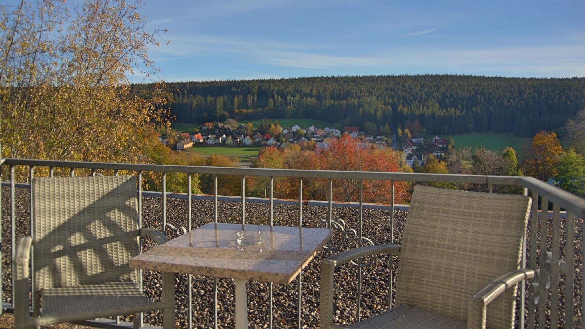 Double Room with Garden View - Photo 2