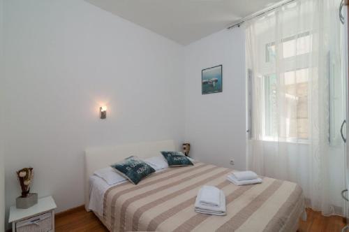 Three-Bedroom Apartment - Photo 13