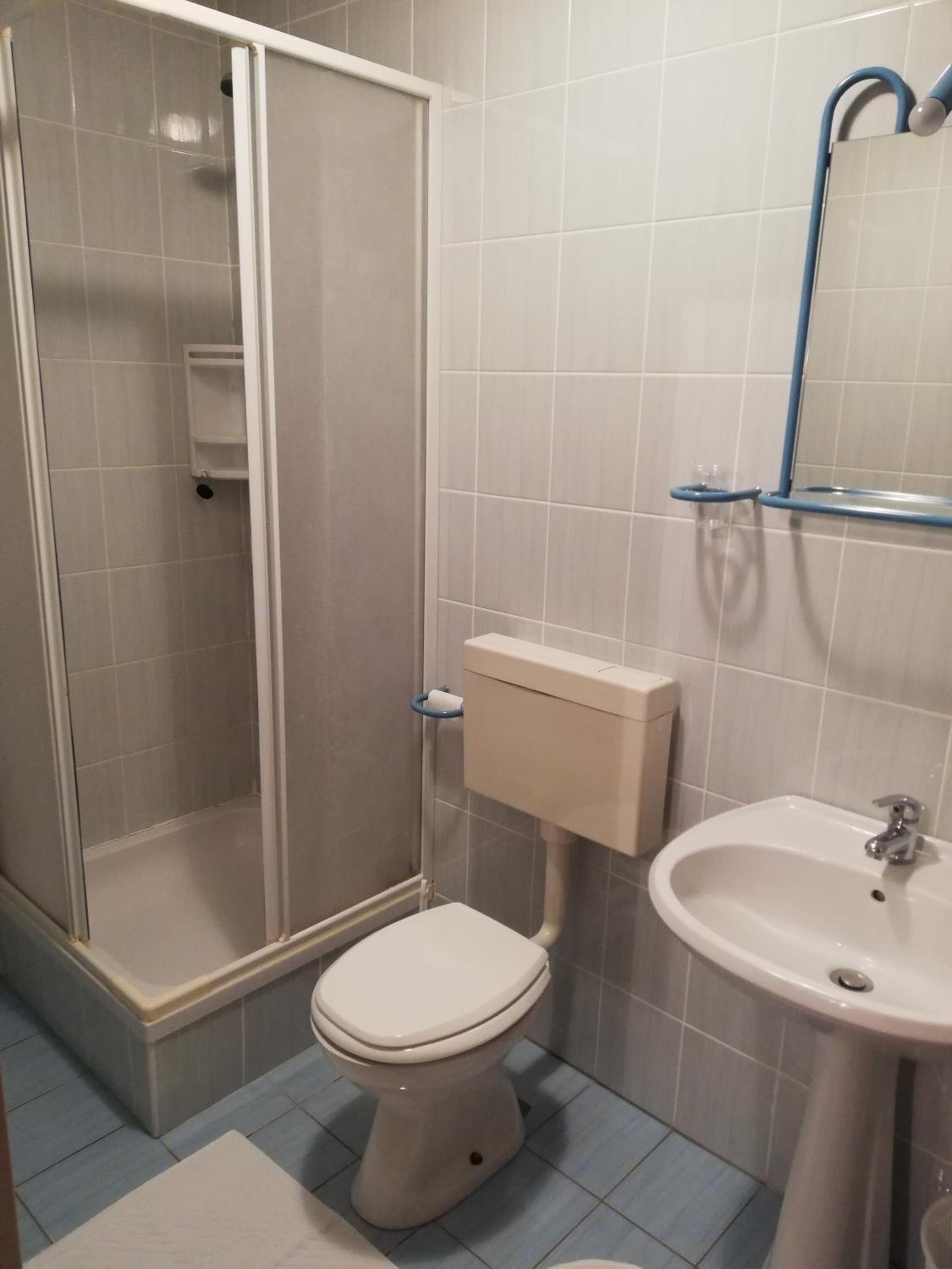 Studio Apartment - Photo 4