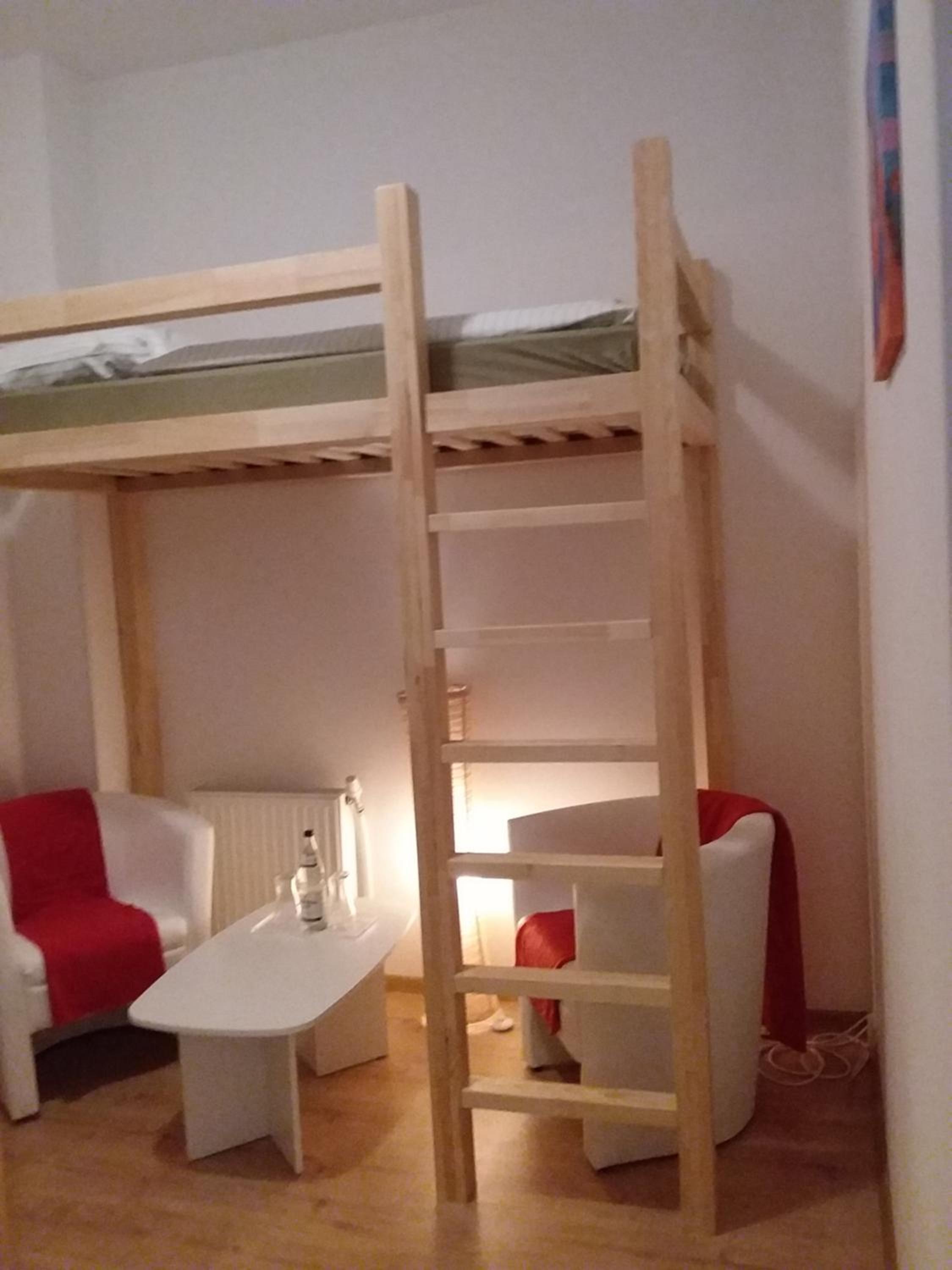 Small Twin Room photo 3