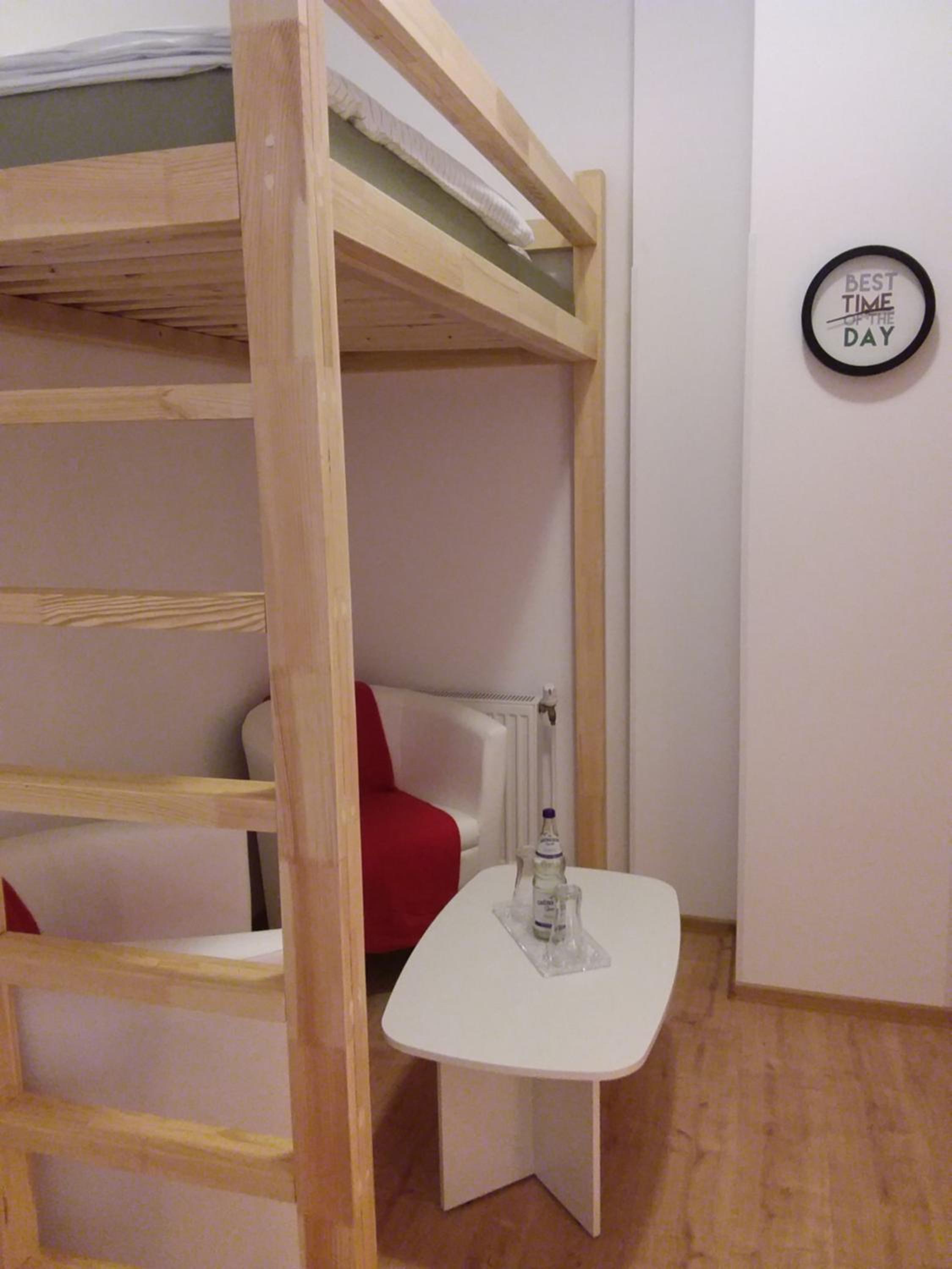 Small Twin Room photo 1