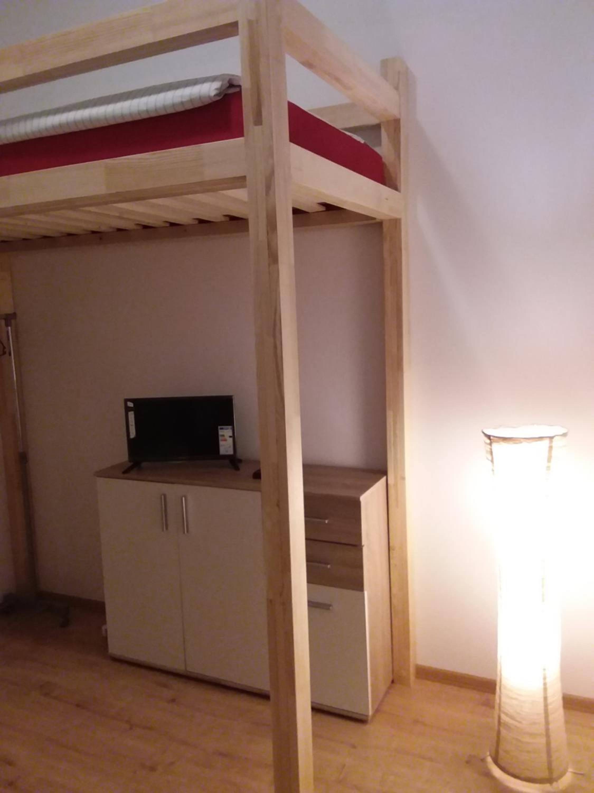 Small Twin Room photo 1