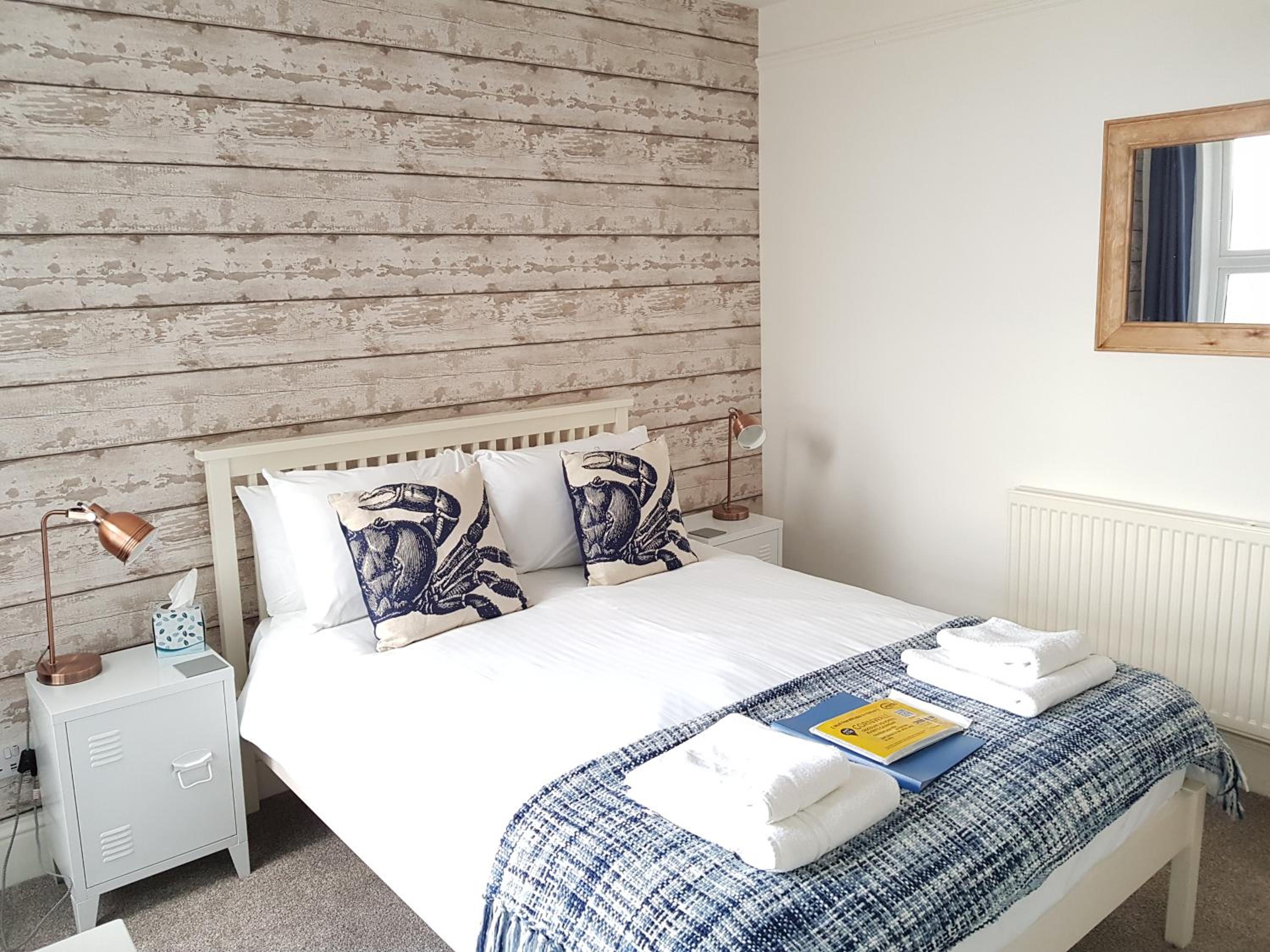 Double Room - Photo 5