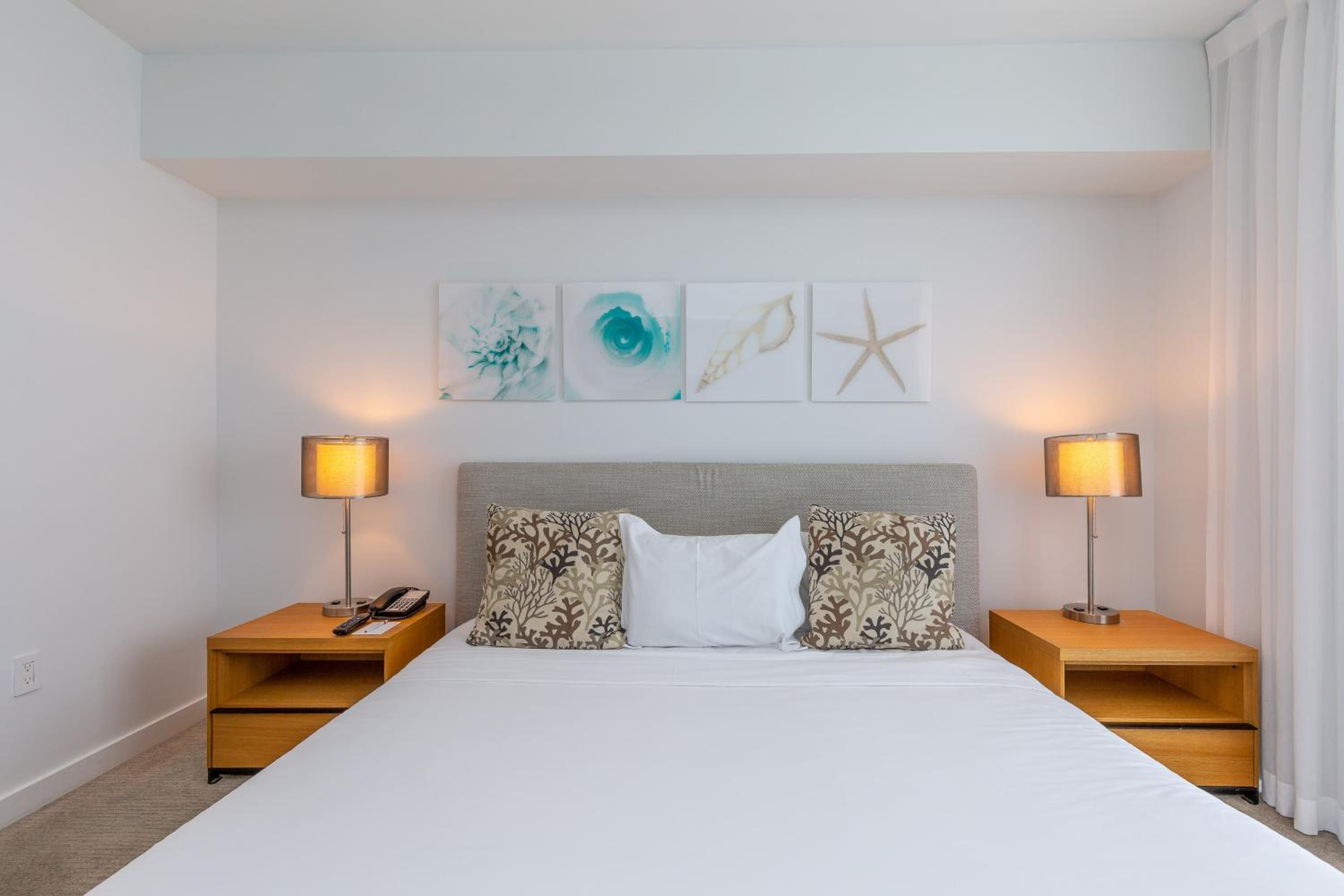 Superior King Suite photo 1