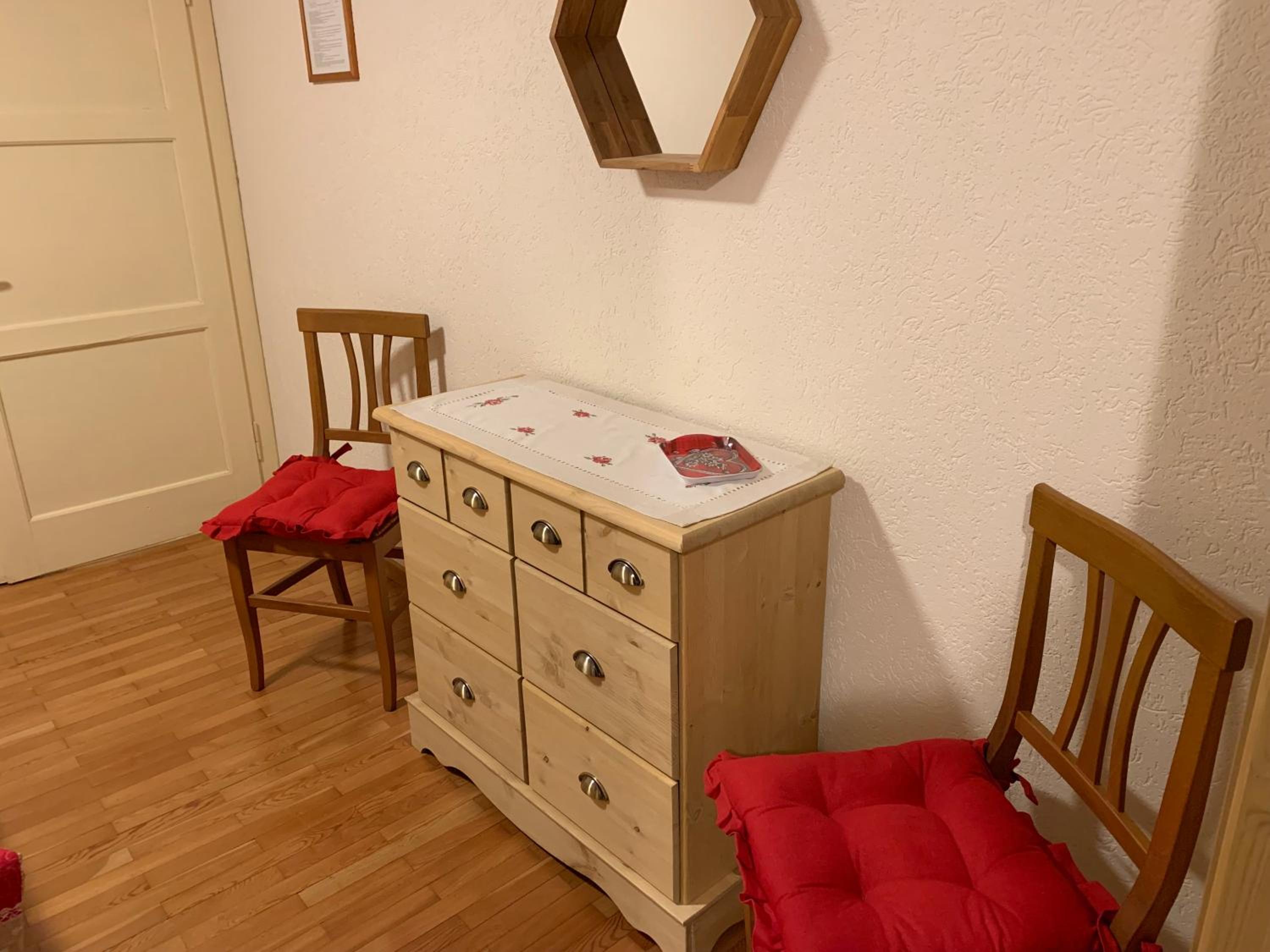 Budget Double Room photo 3