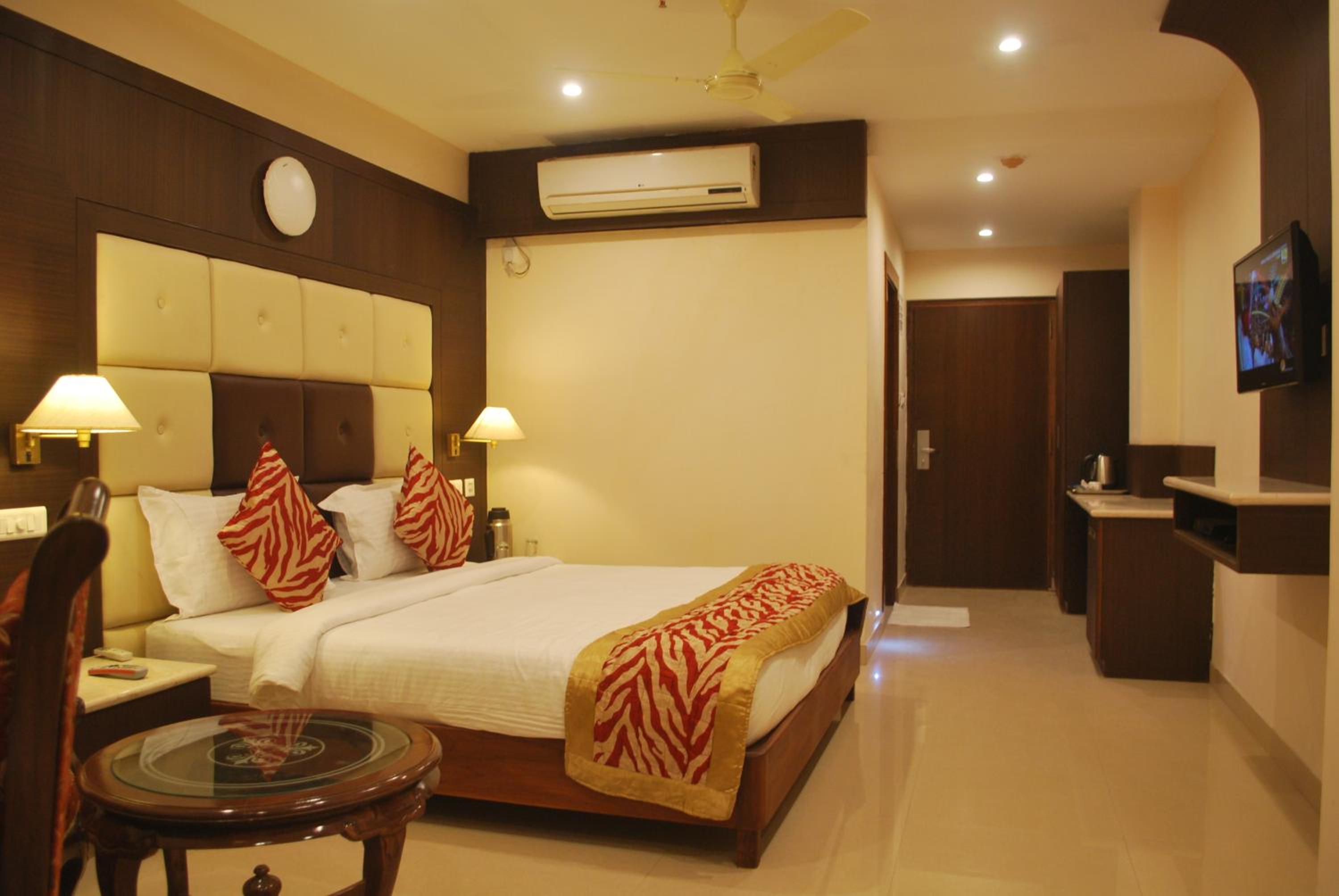 Super Deluxe Double Room