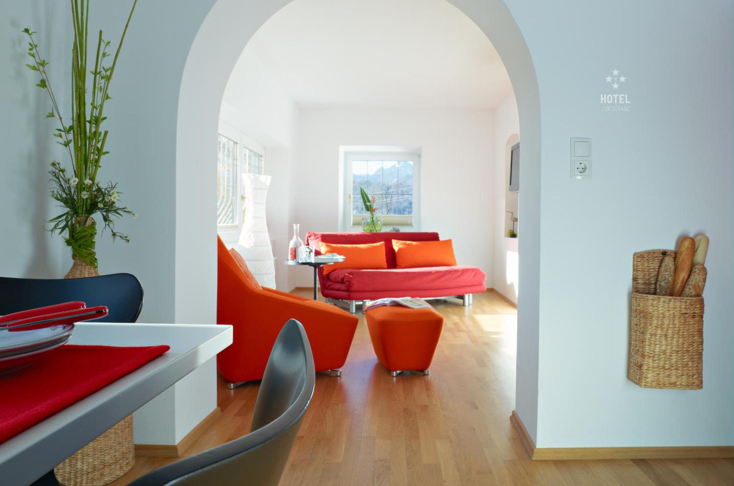 One-Bedroom Apartment photo 1