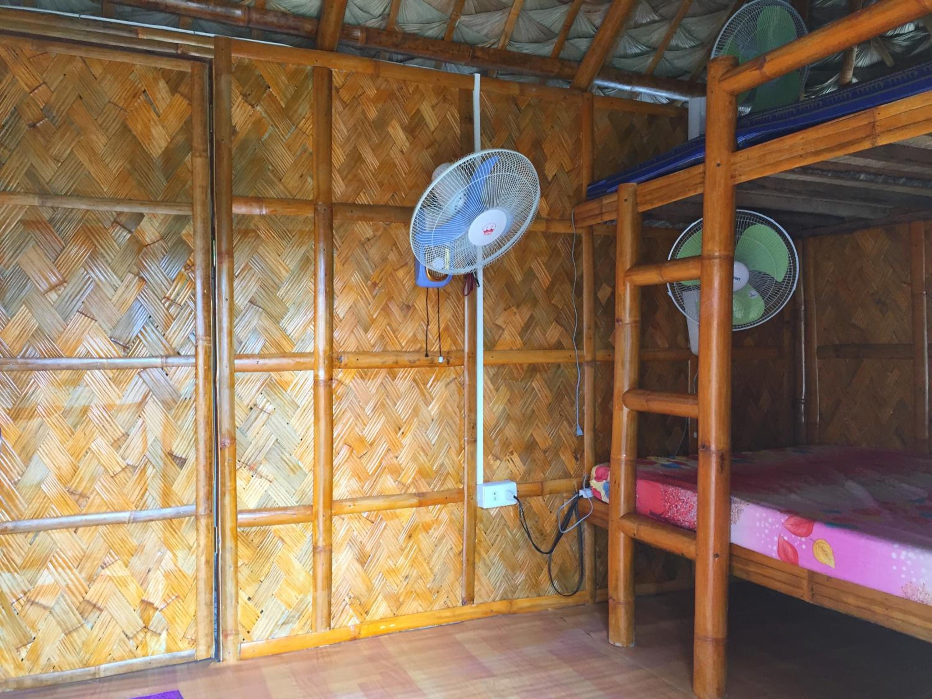 Quadruple Room with Mountain View photo 1