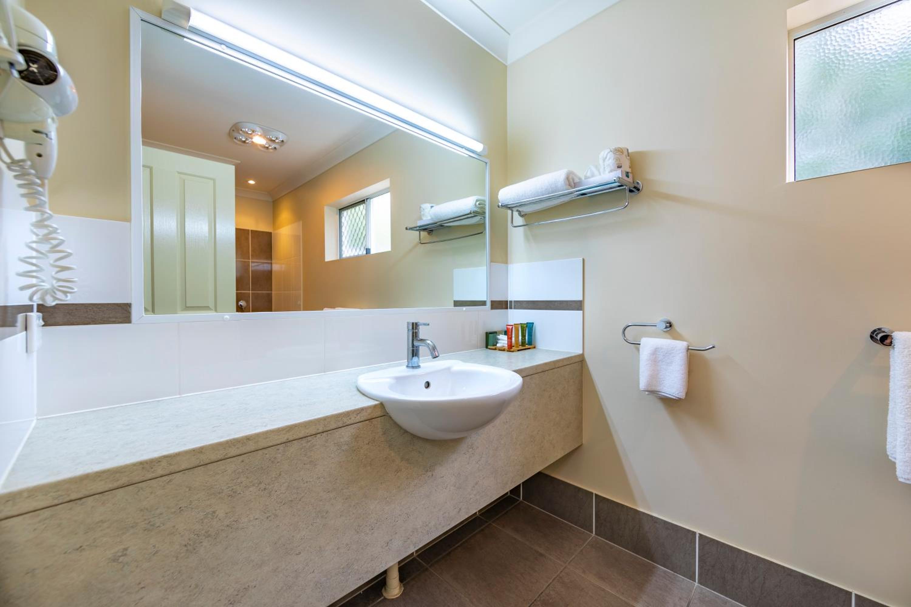 Executive King Suite photo 2