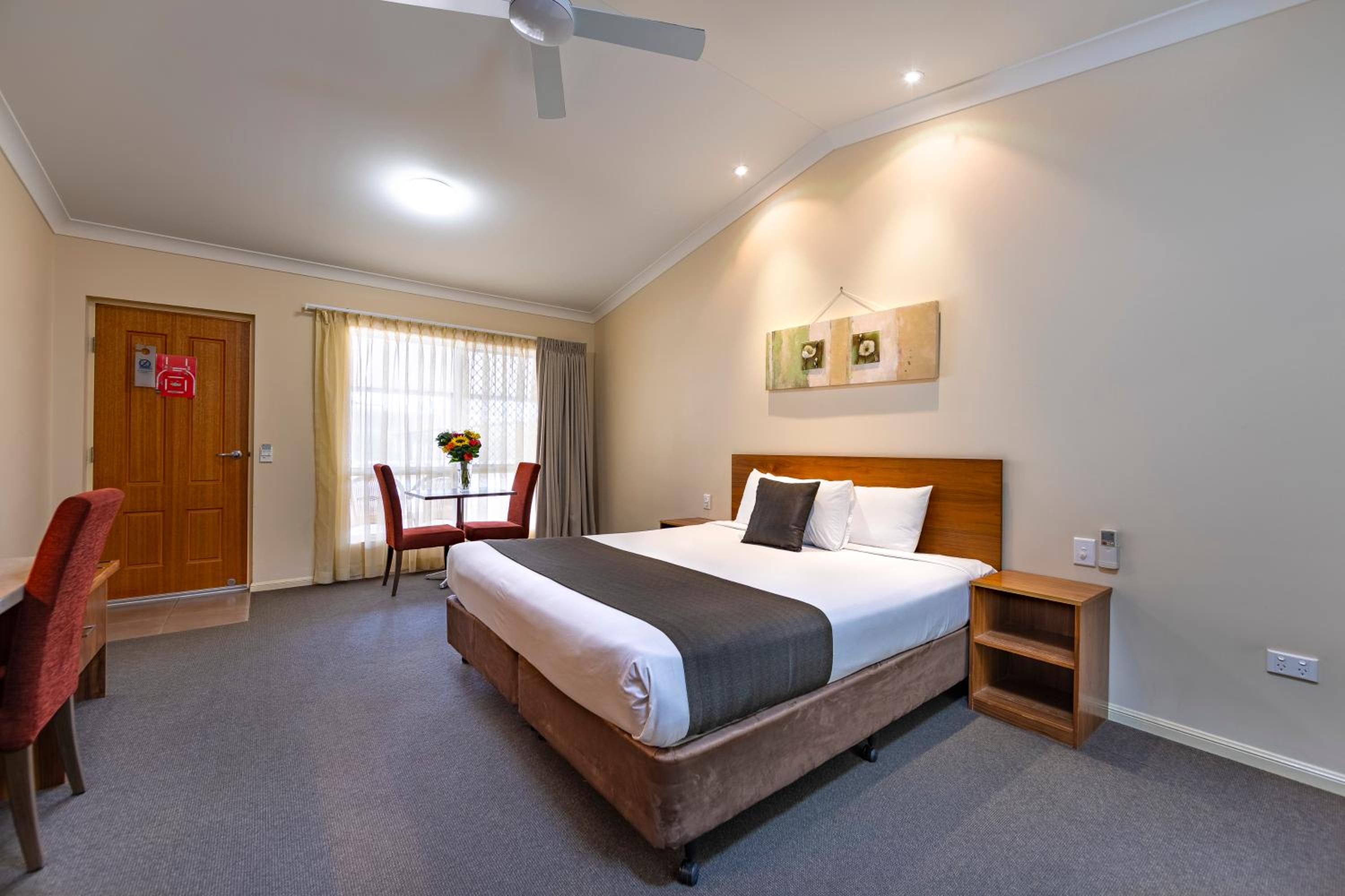 Executive King Suite photo 2