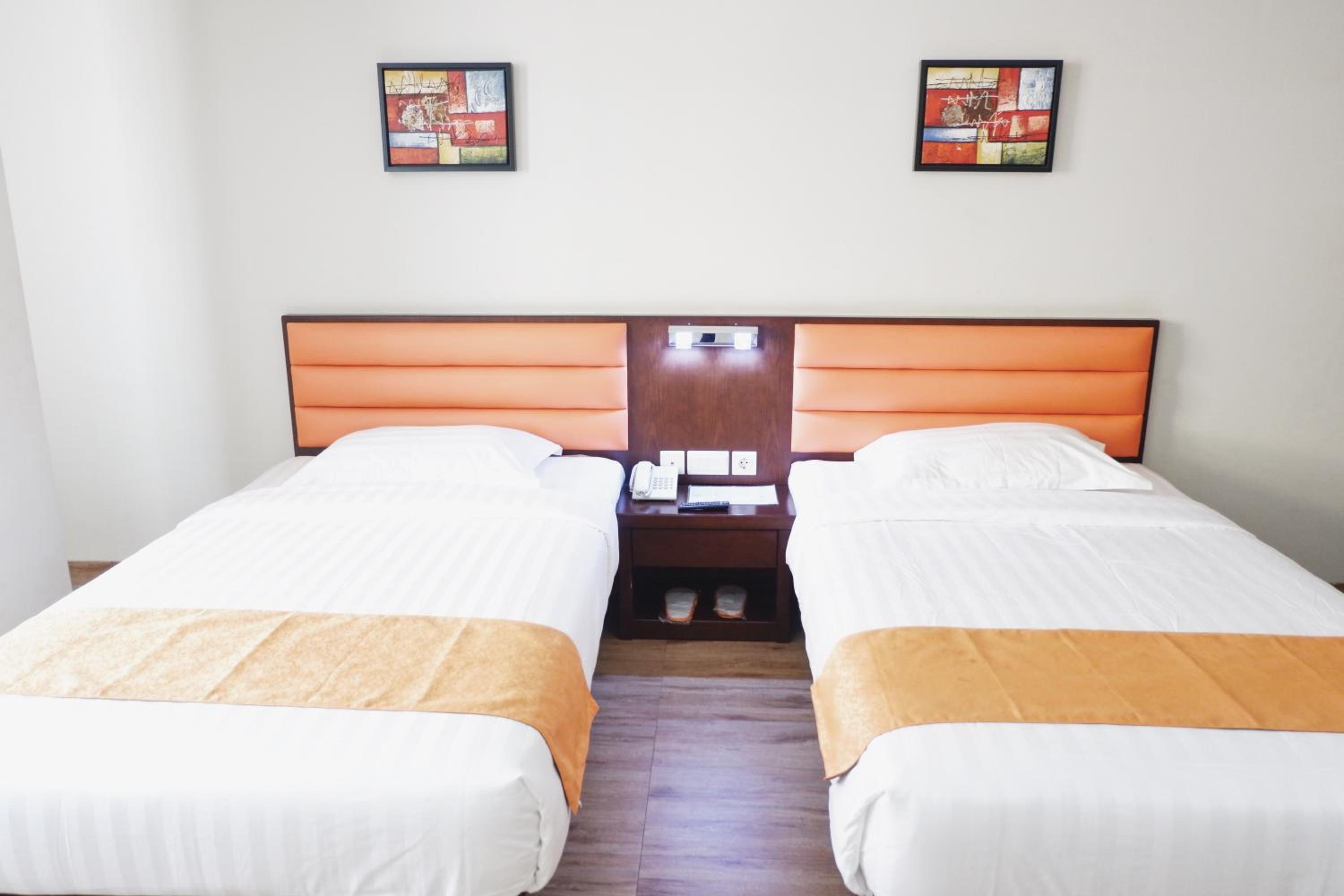 Superior Twin Room - Photo 2