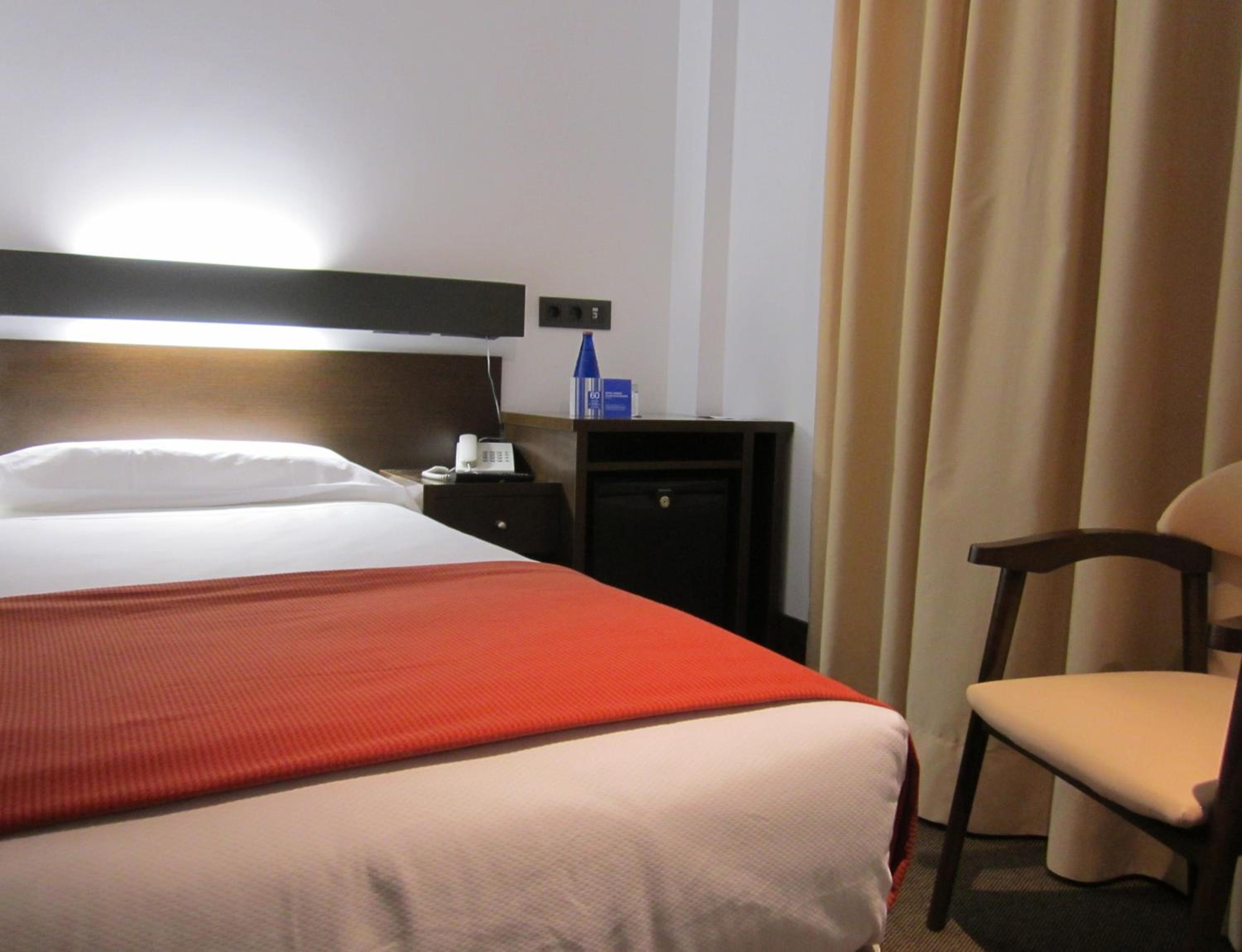 Single Room photo 3