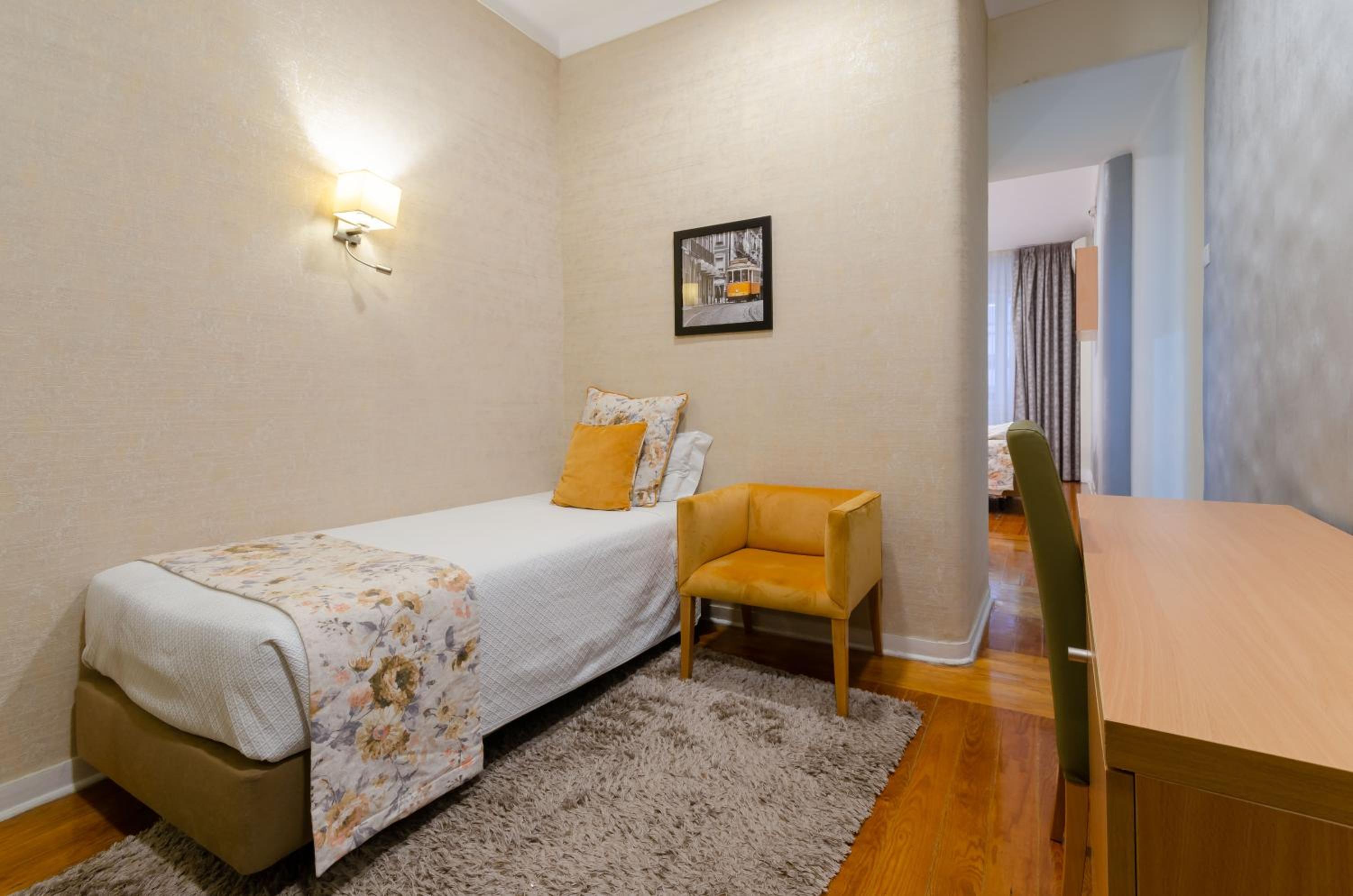 Superior Triple Room - Photo 7