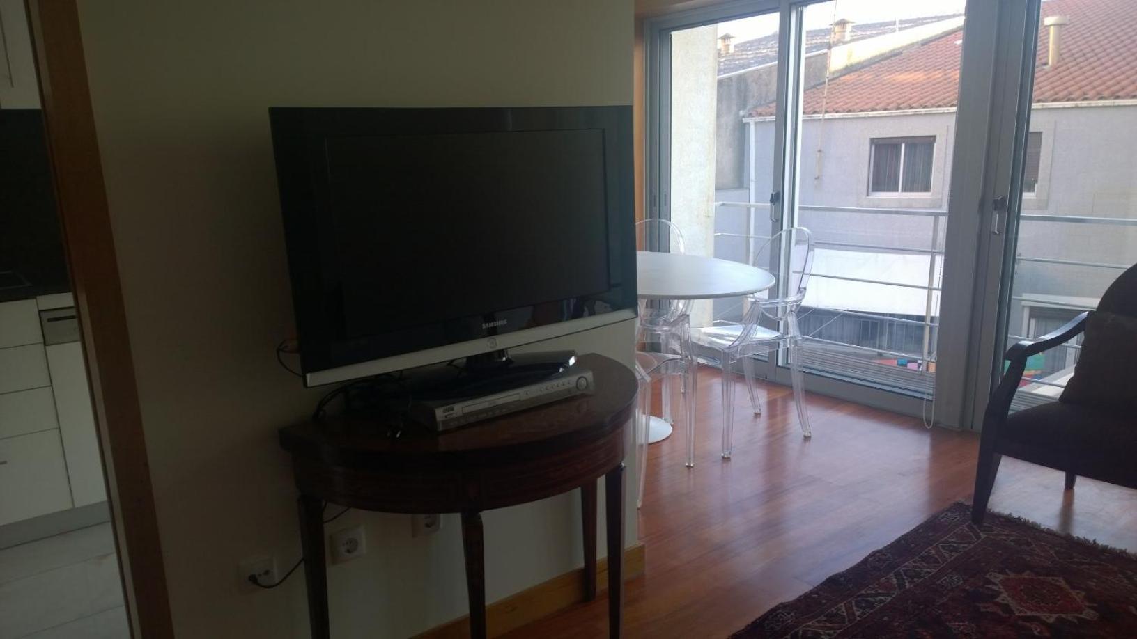 Two-Bedroom Apartment - Photo 27