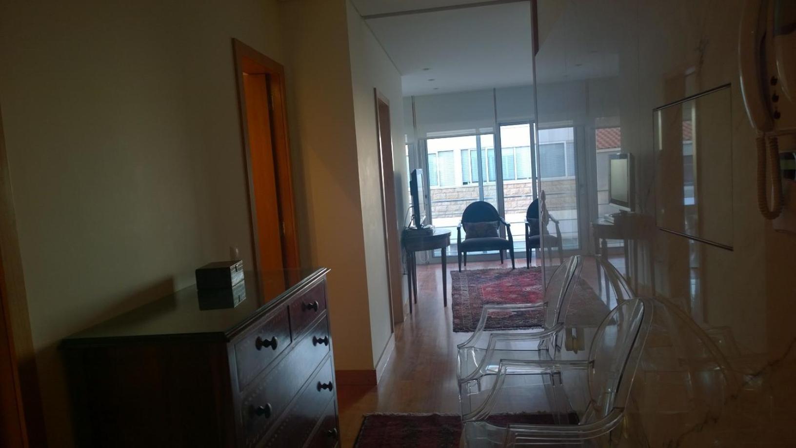 Two-Bedroom Apartment - Photo 33