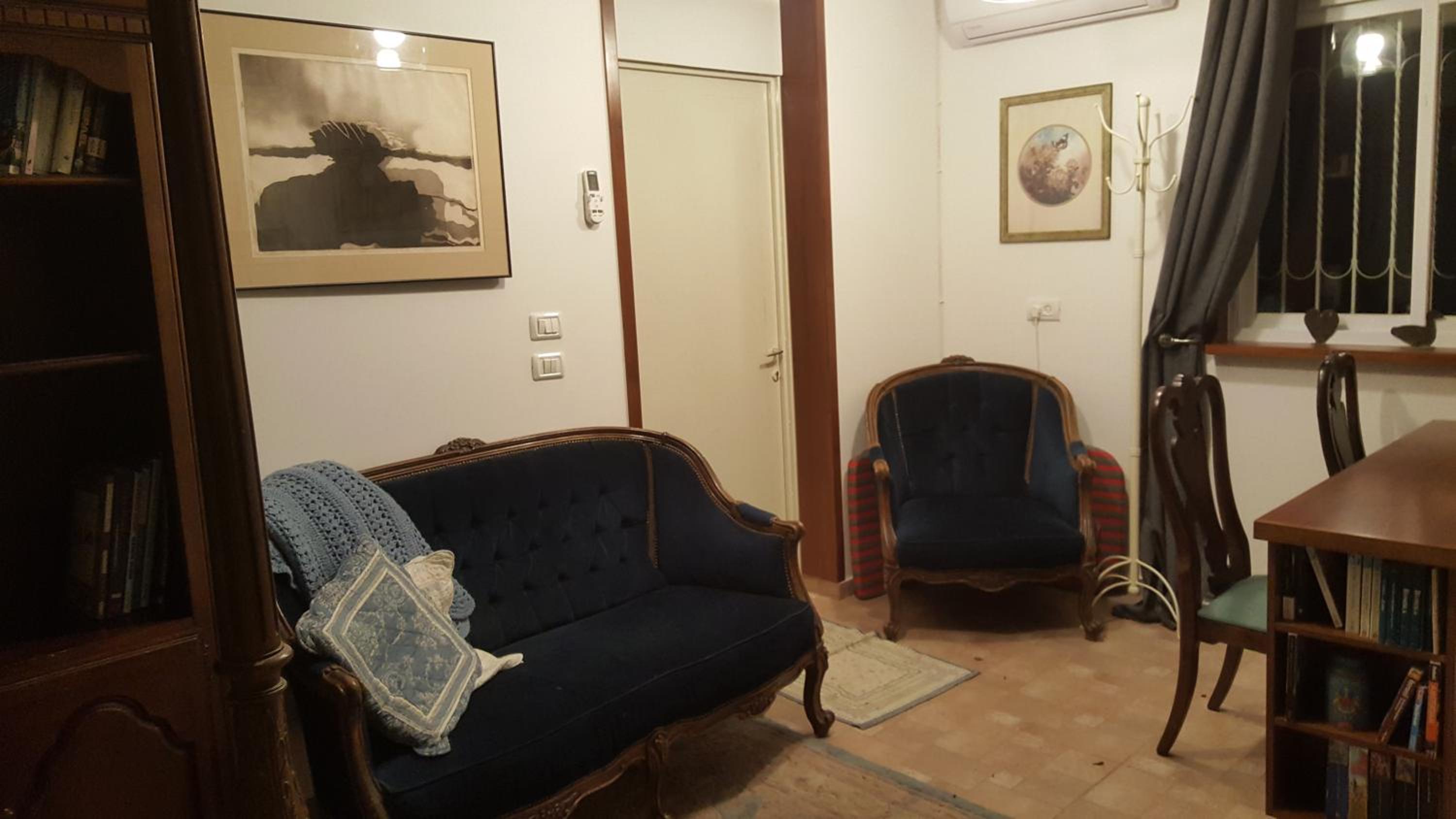 Studio Apartment photo 3