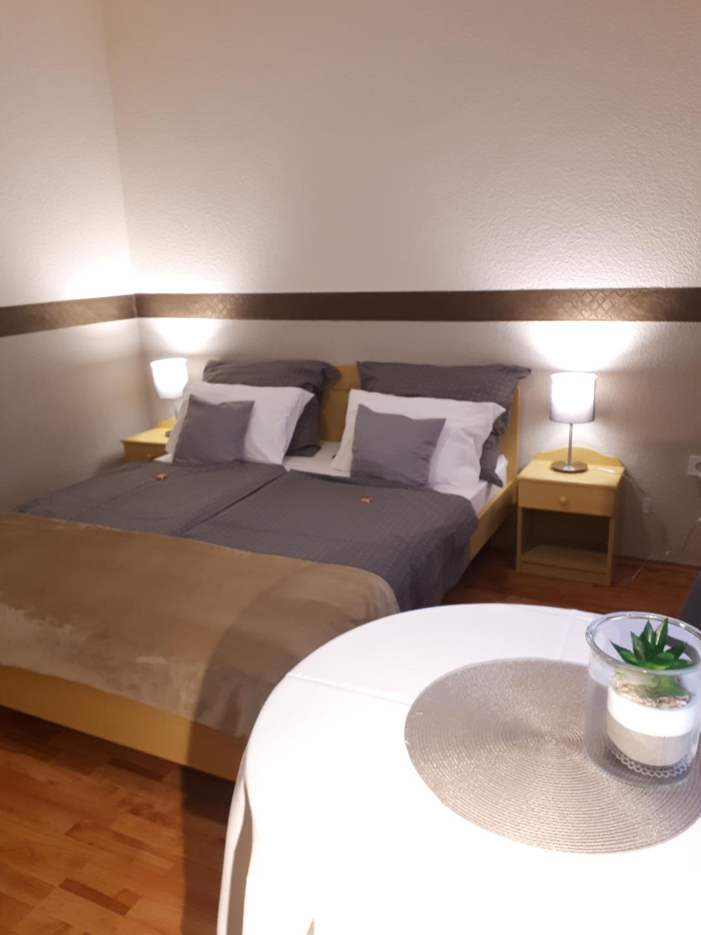 I. Diana
