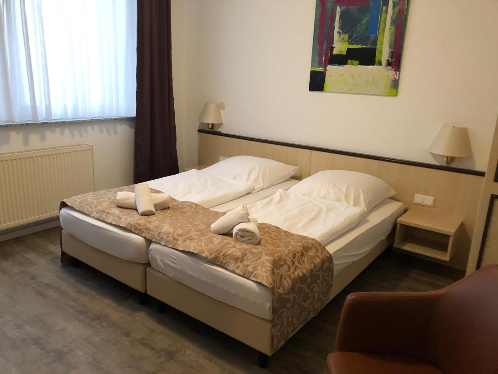 Double Room - Photo 3