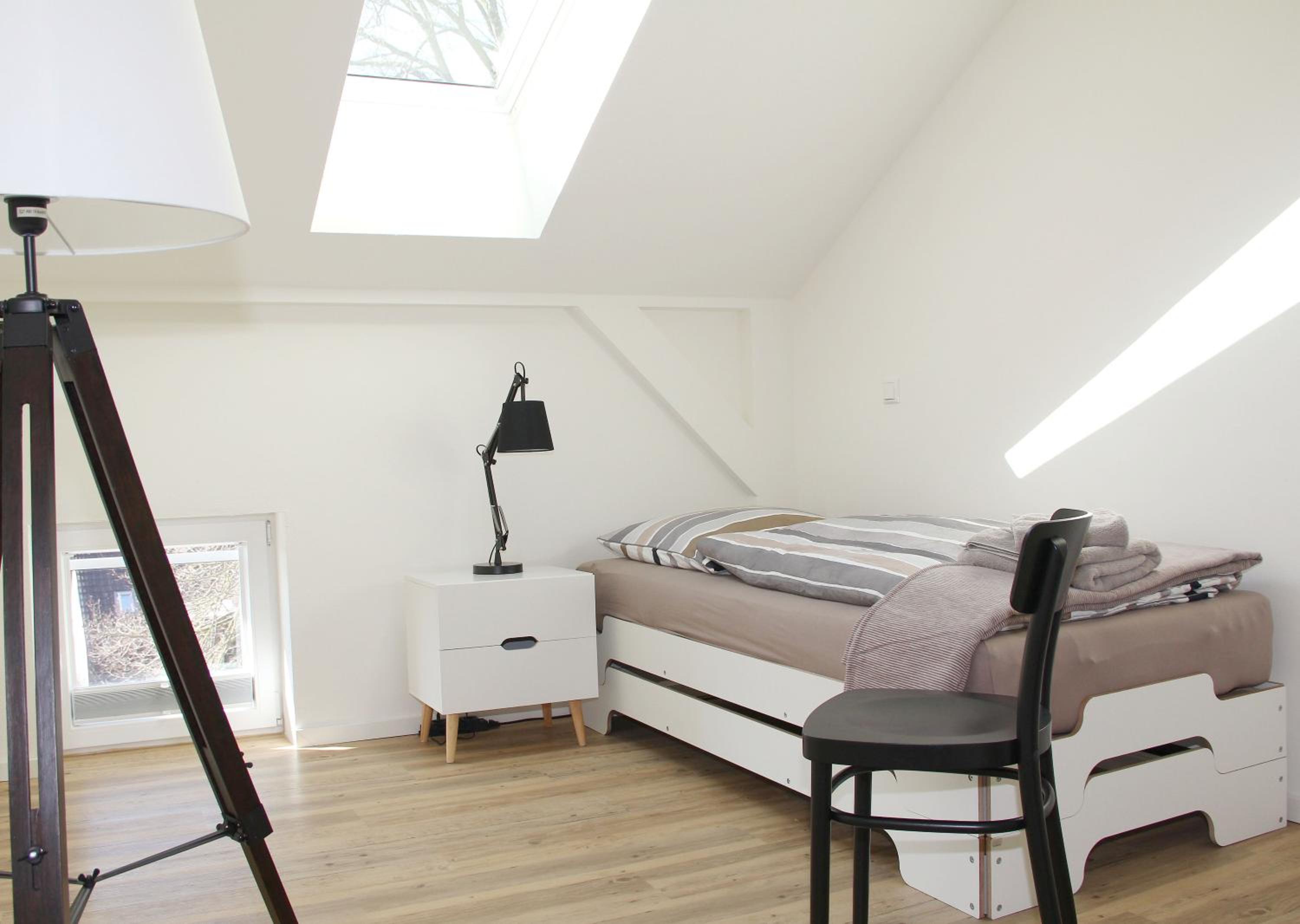 Large Single Room