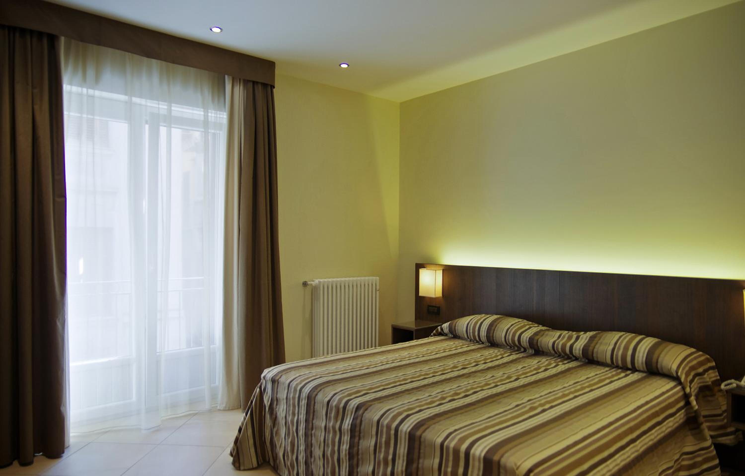 Double or Twin Room photo 1