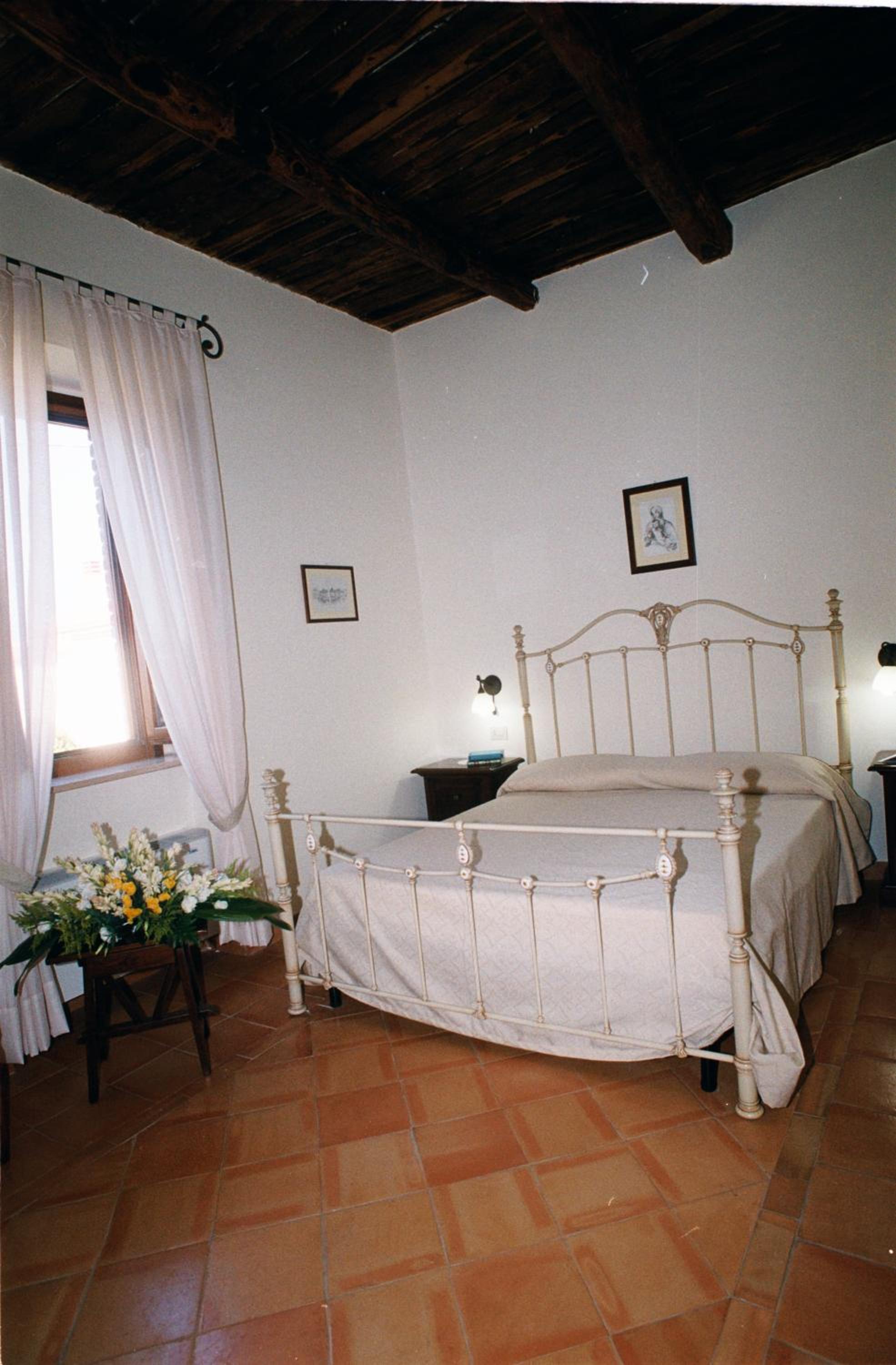 Quadruple Room - Photo 2