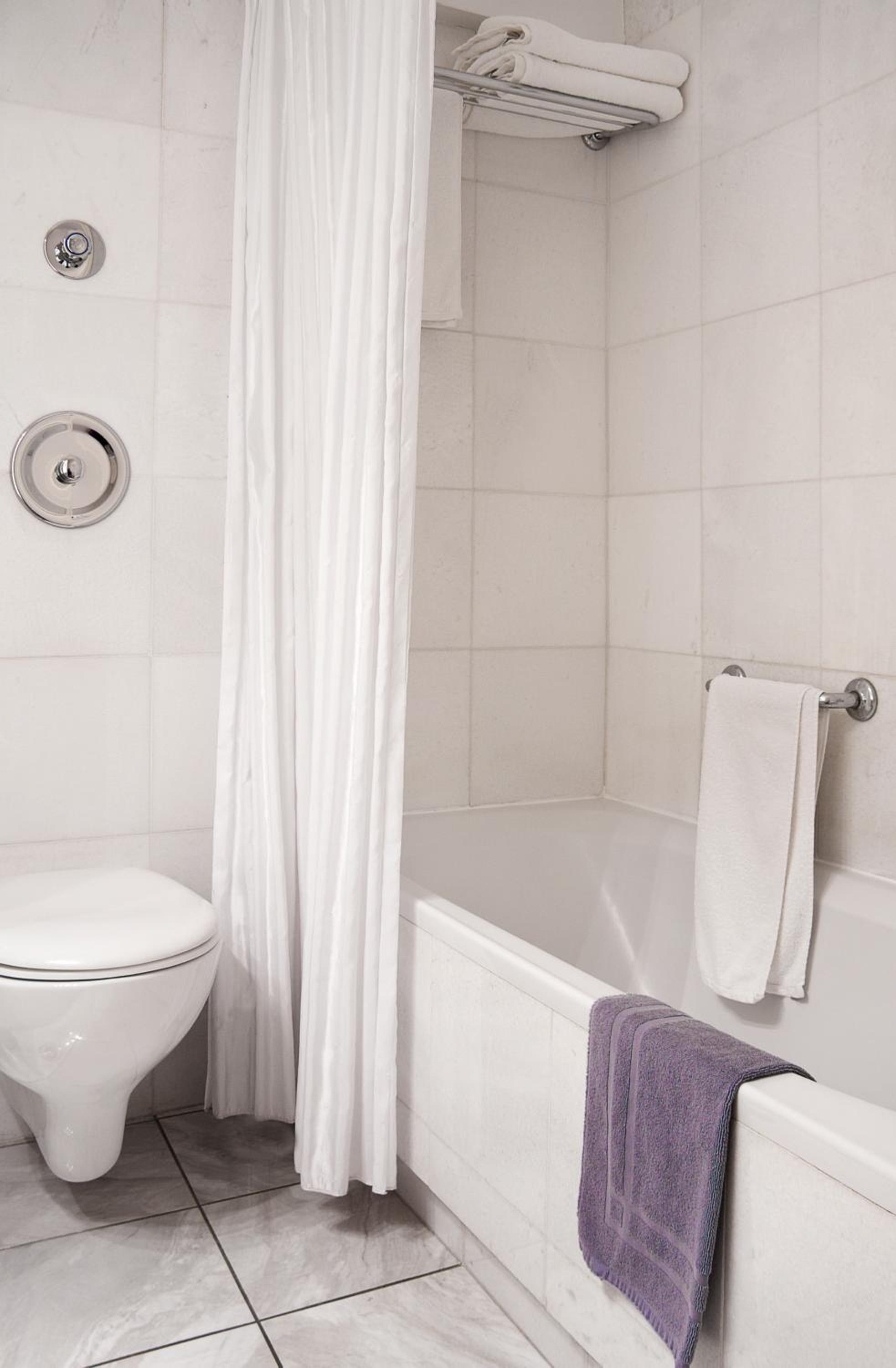 Double or Twin Room photo 3