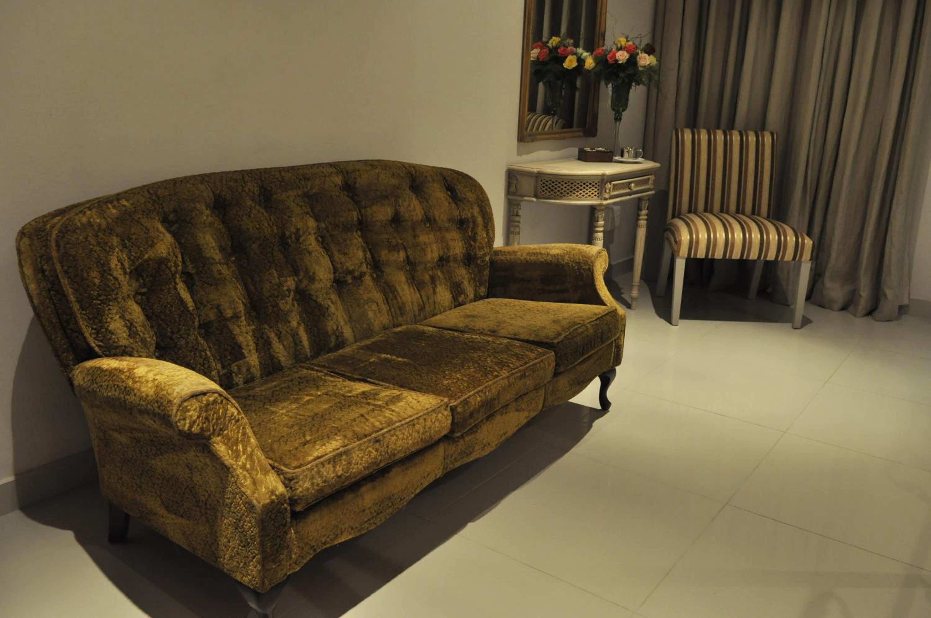 Standard Double Room - Photo 6