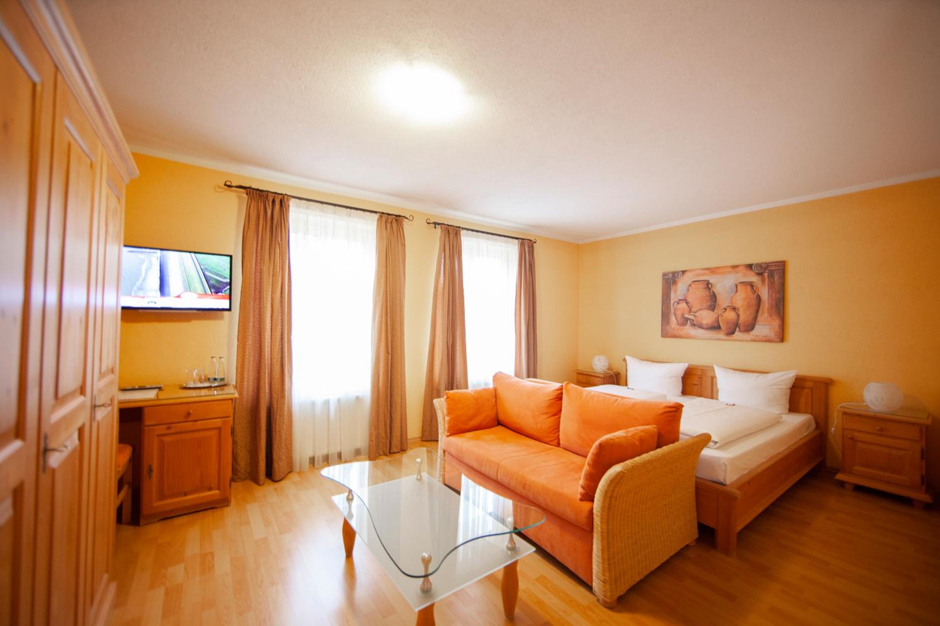 Double Room - Photo 1