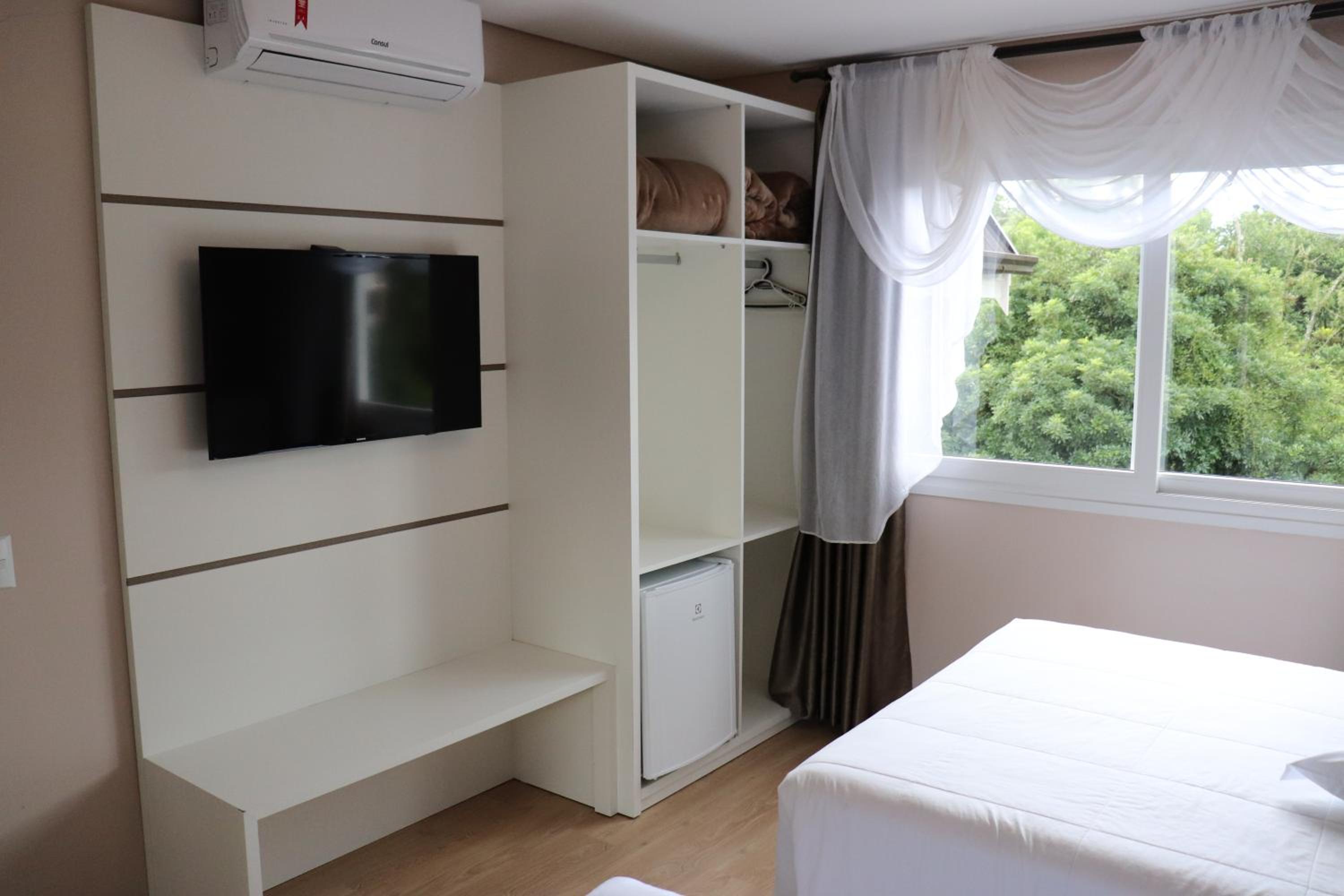 Deluxe Triple Room photo 1