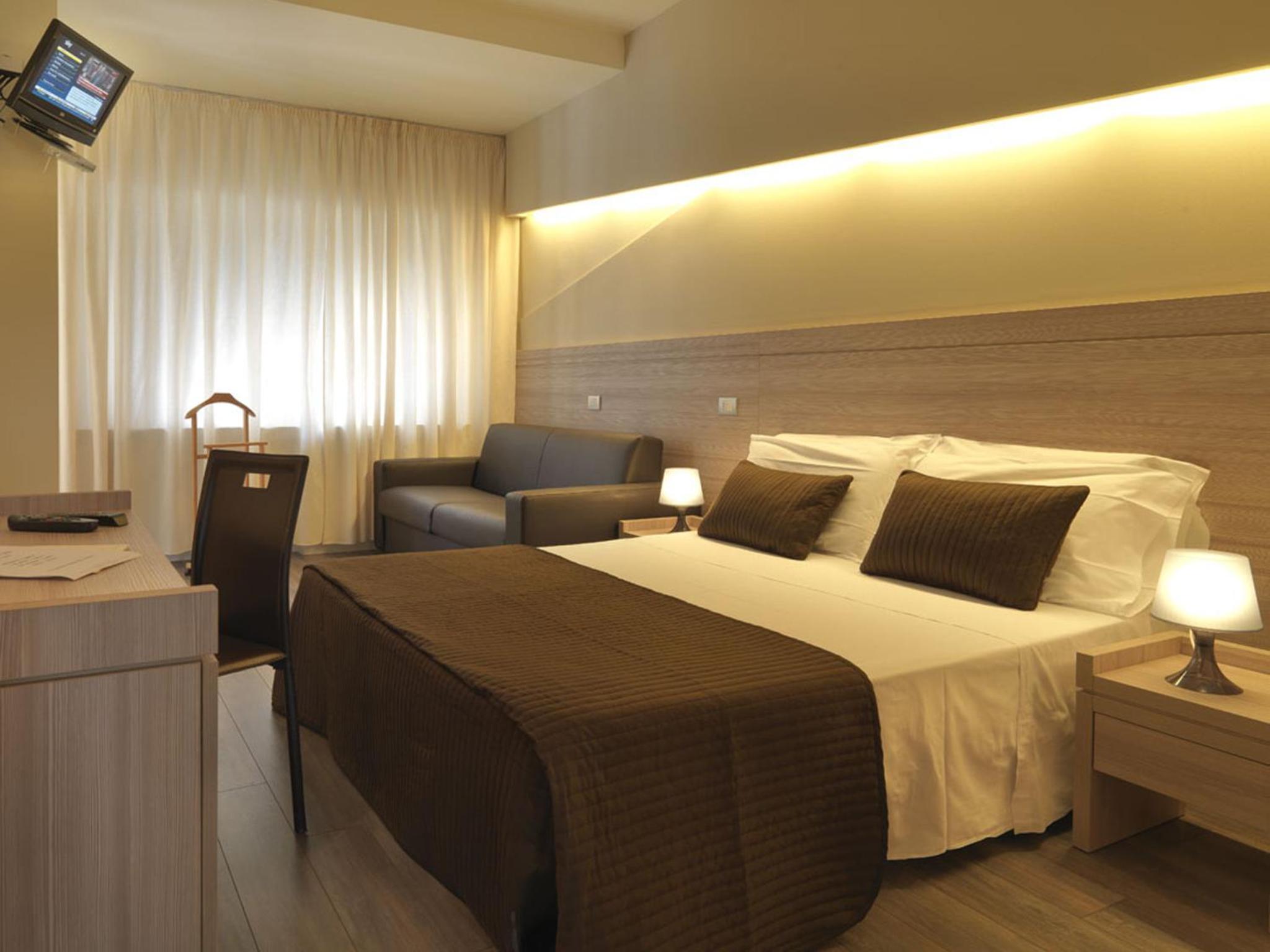 Superior Double Room - Photo 3