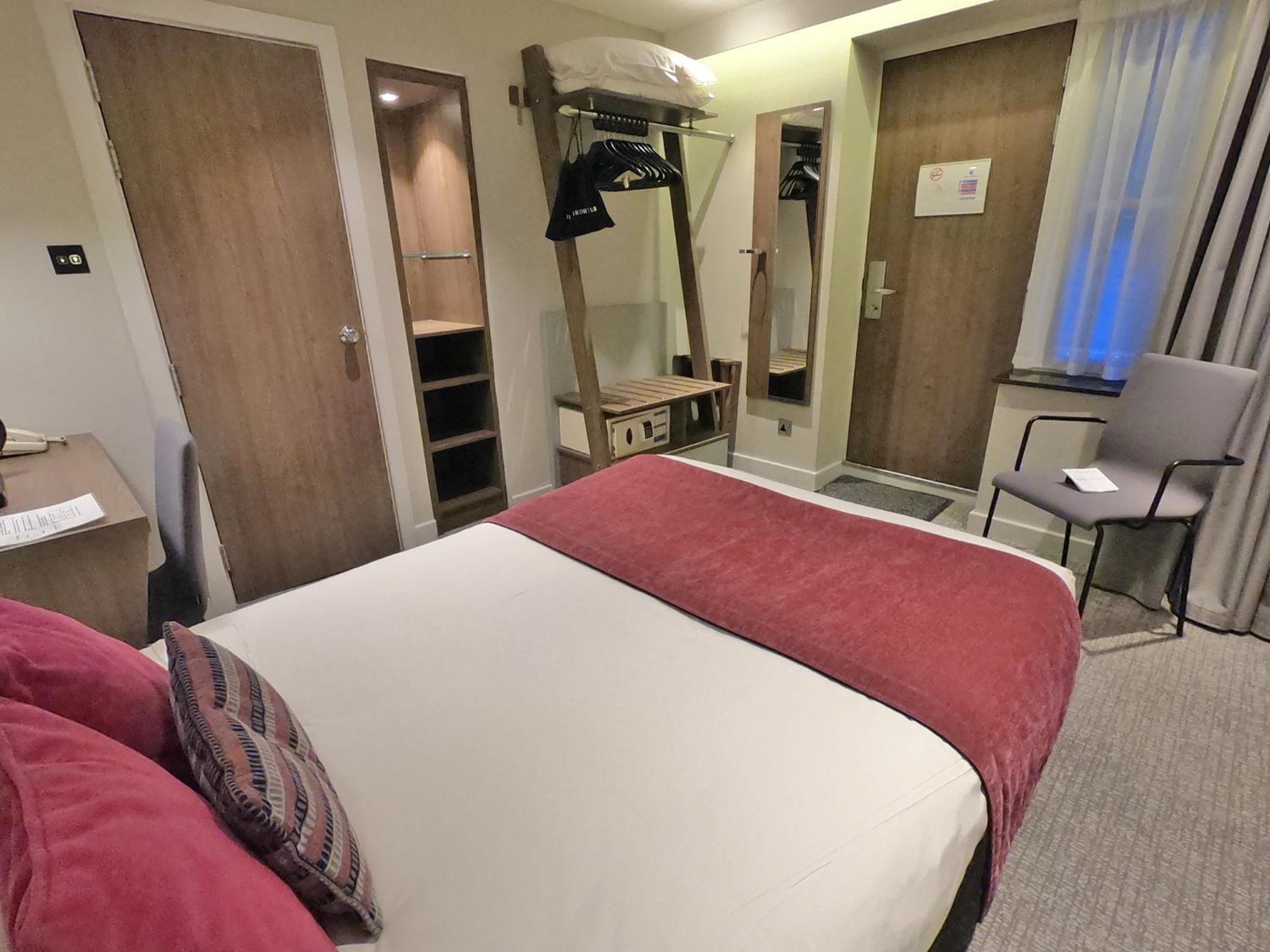 Standard Double Room - Non-Smoking