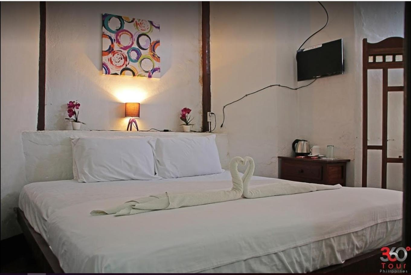 Deluxe Room - Photo 6