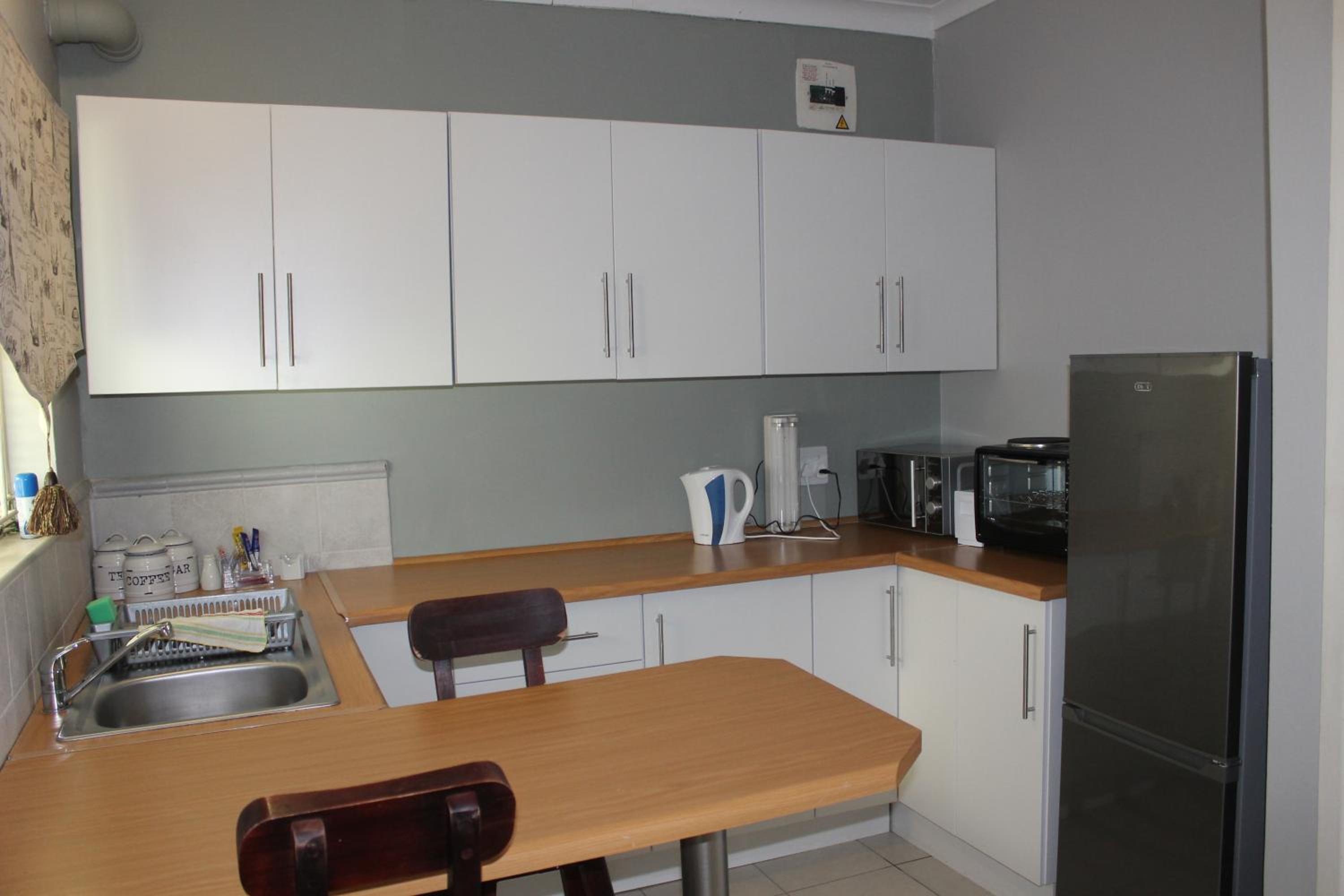 Standard Family Room - Photo 2