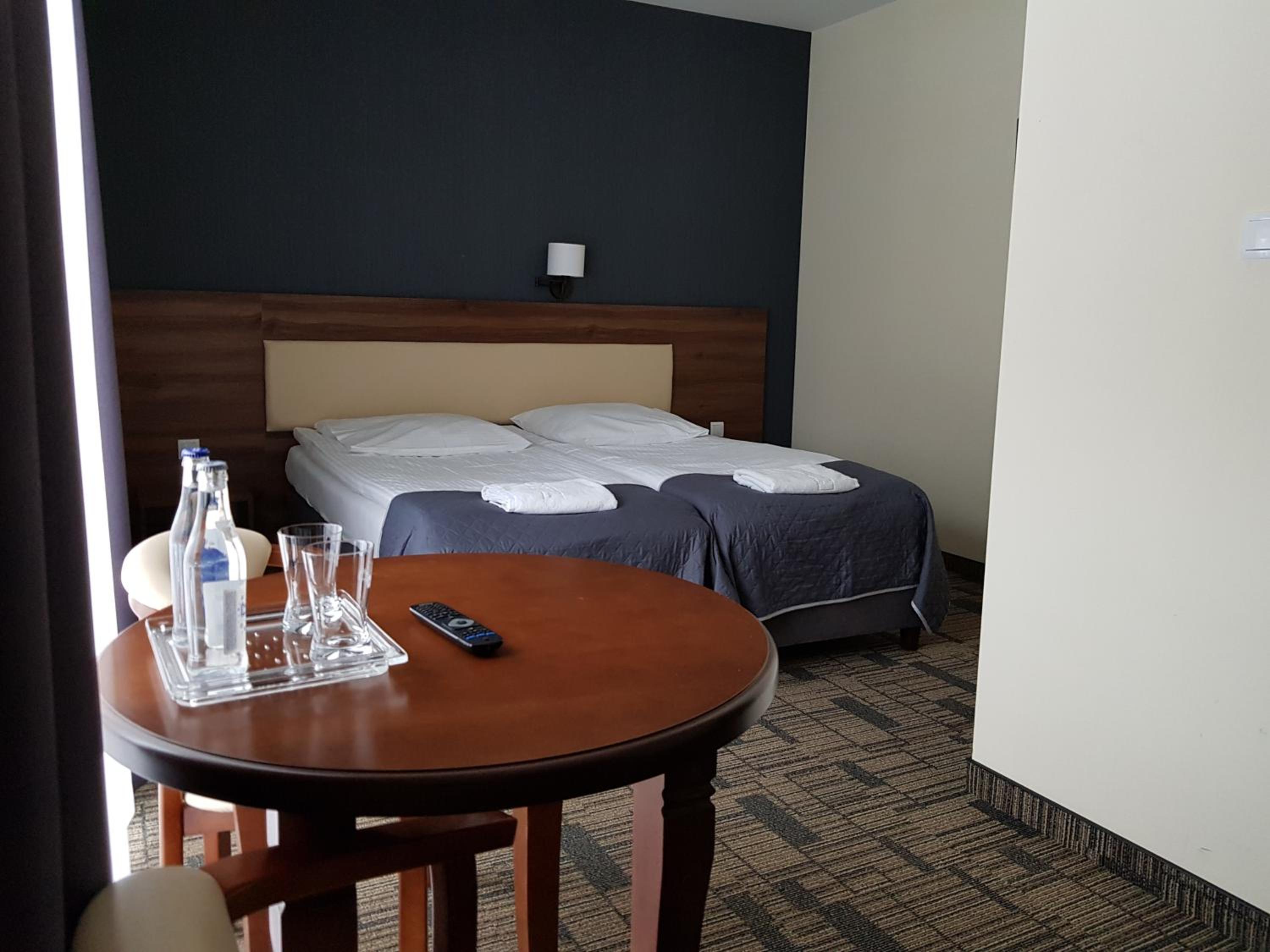 Double or Twin Room with Balcony photo 2