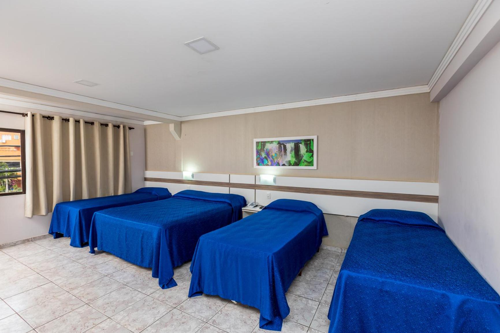 Family Room with Bathroom photo 1