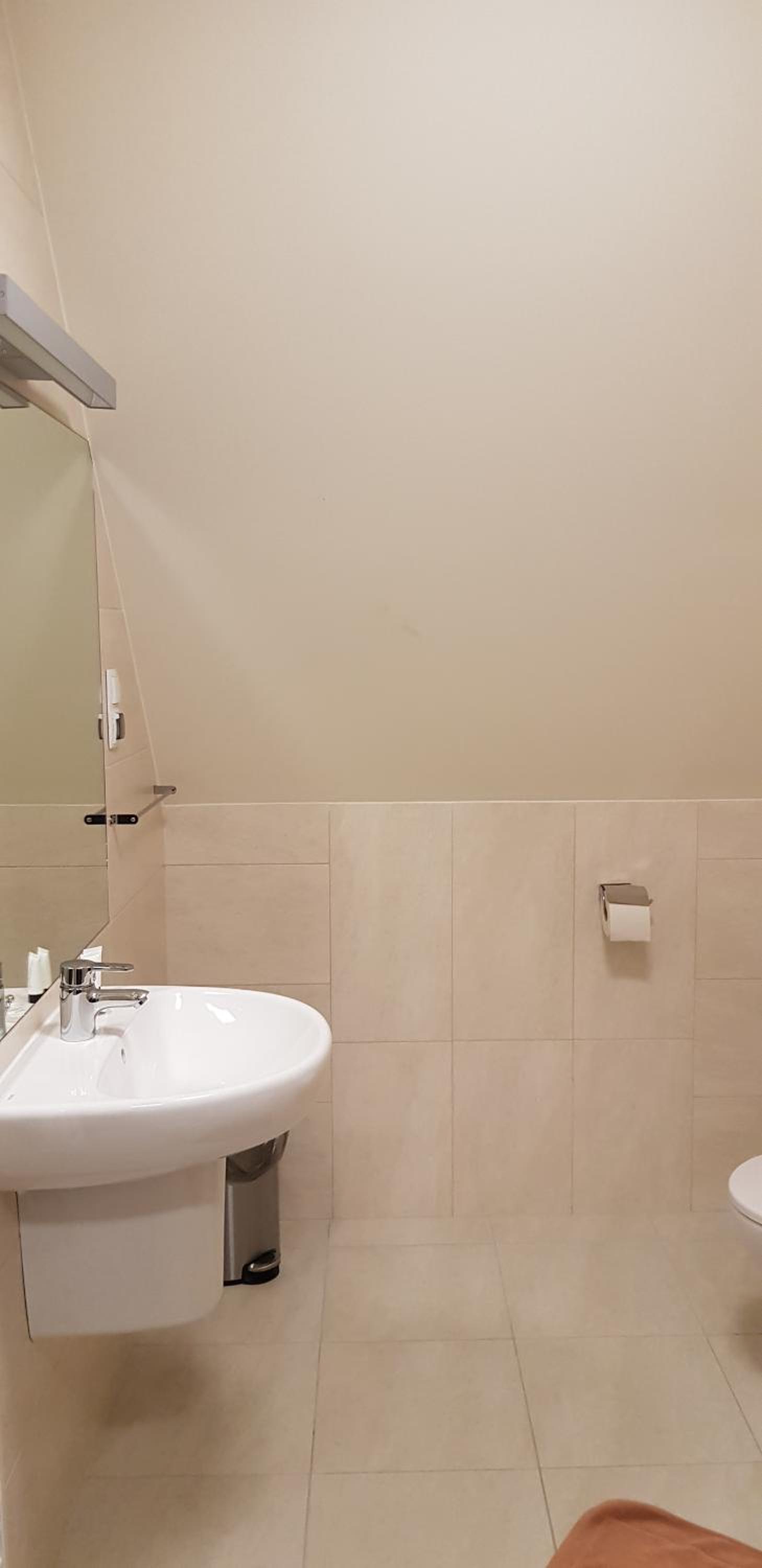 Small Double or Twin Room photo 2
