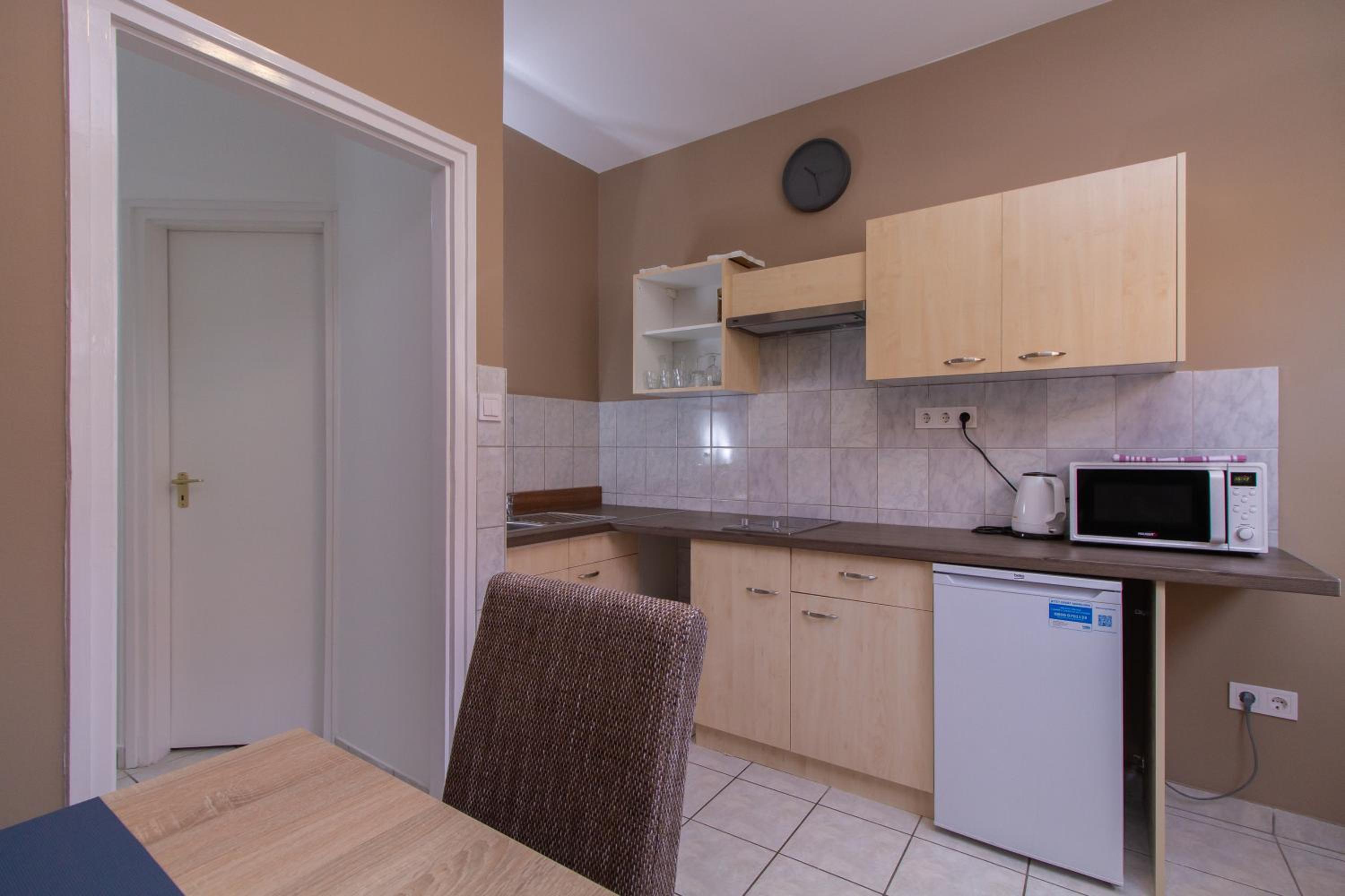 Apartment with Terrace photo 3