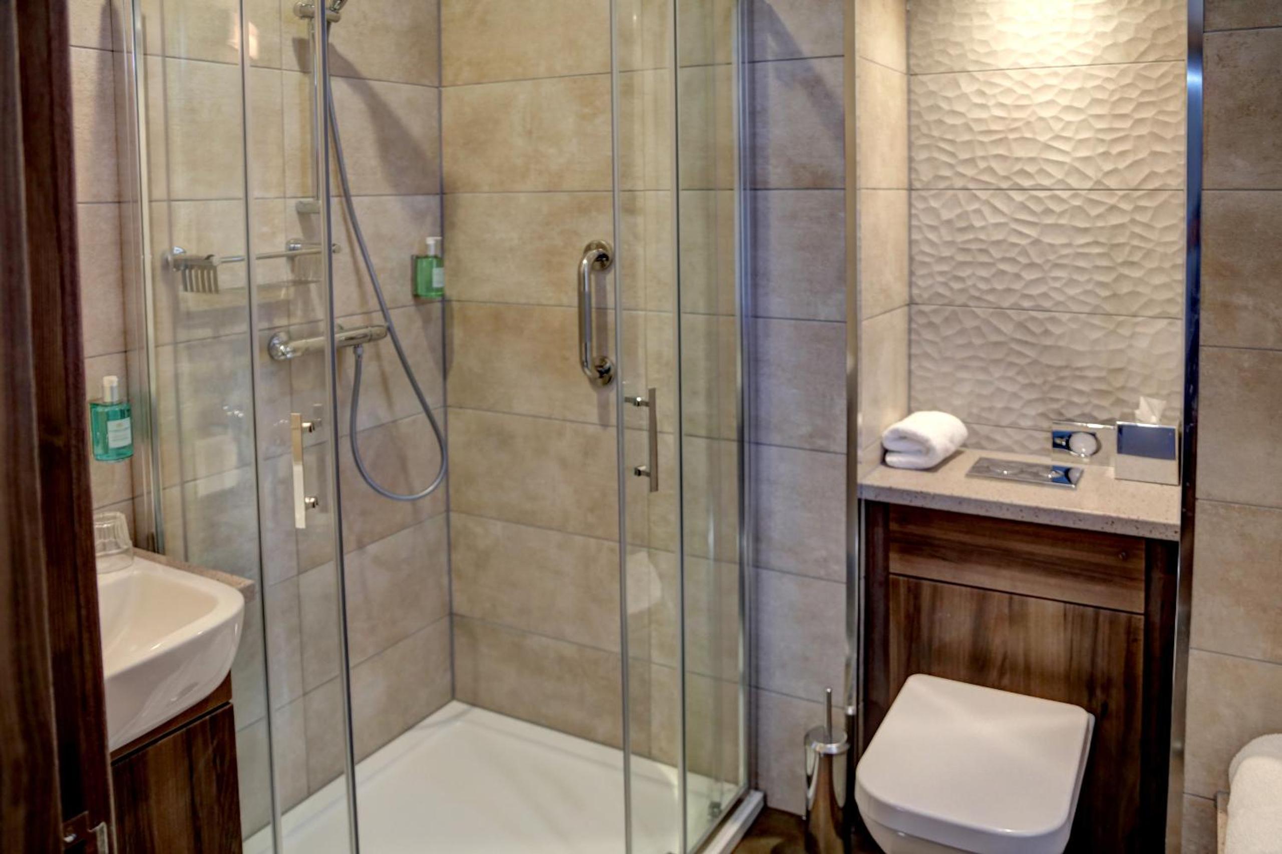 Standard Double Room - Non-Smoking - Photo 7