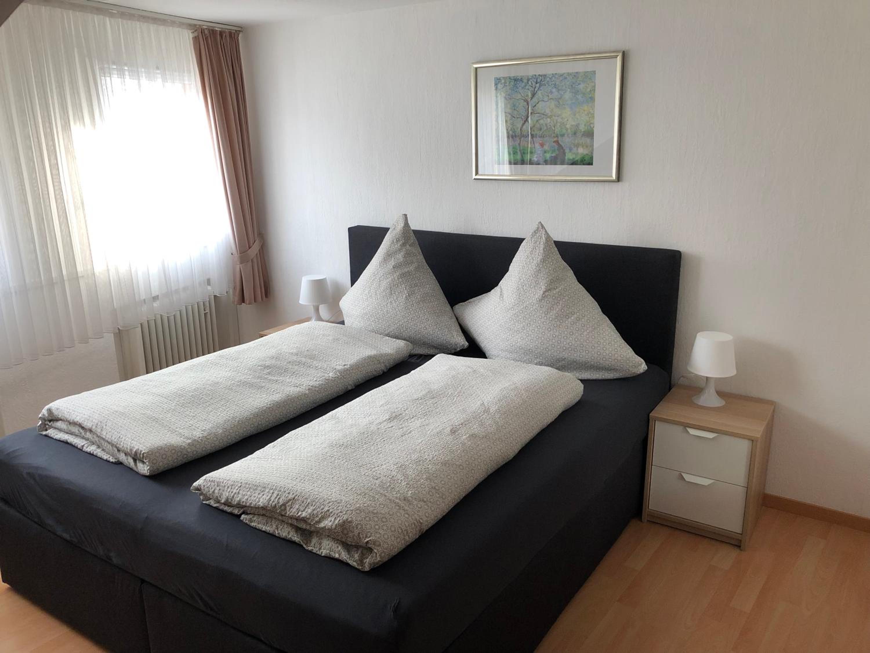 Double Room with Private Bathroom No.6 - Photo 1