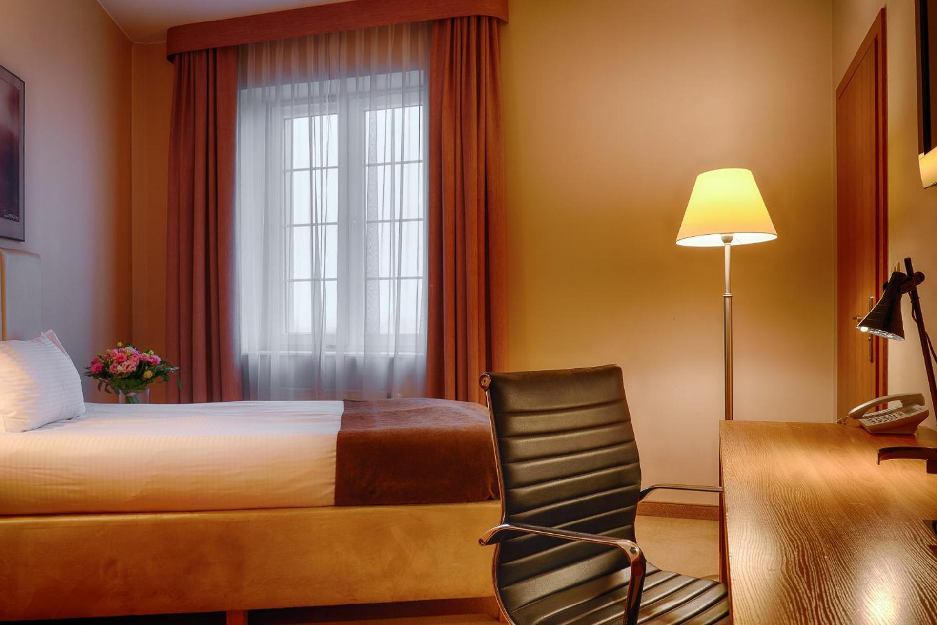 Single Room photo 2