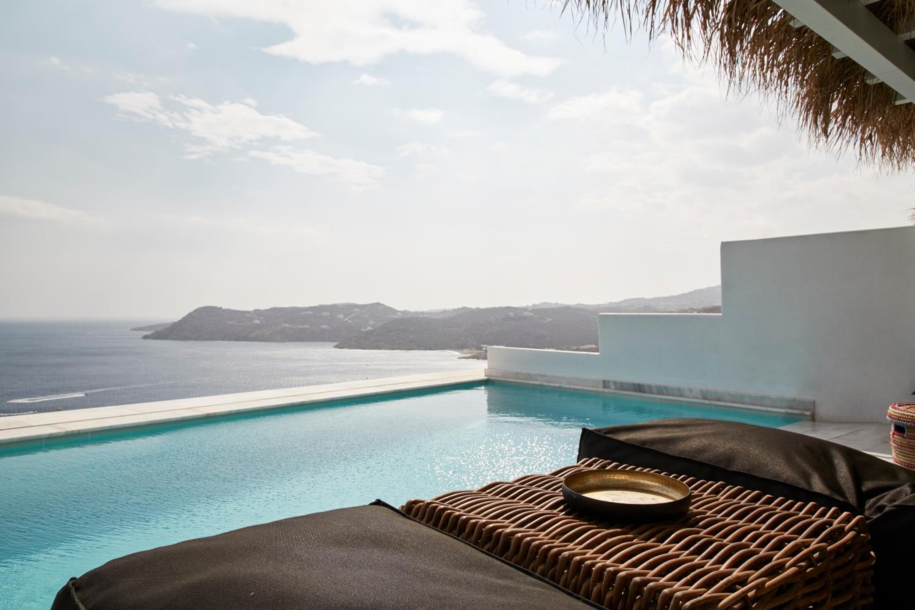 Suite with Private Pool (Non Smoking)