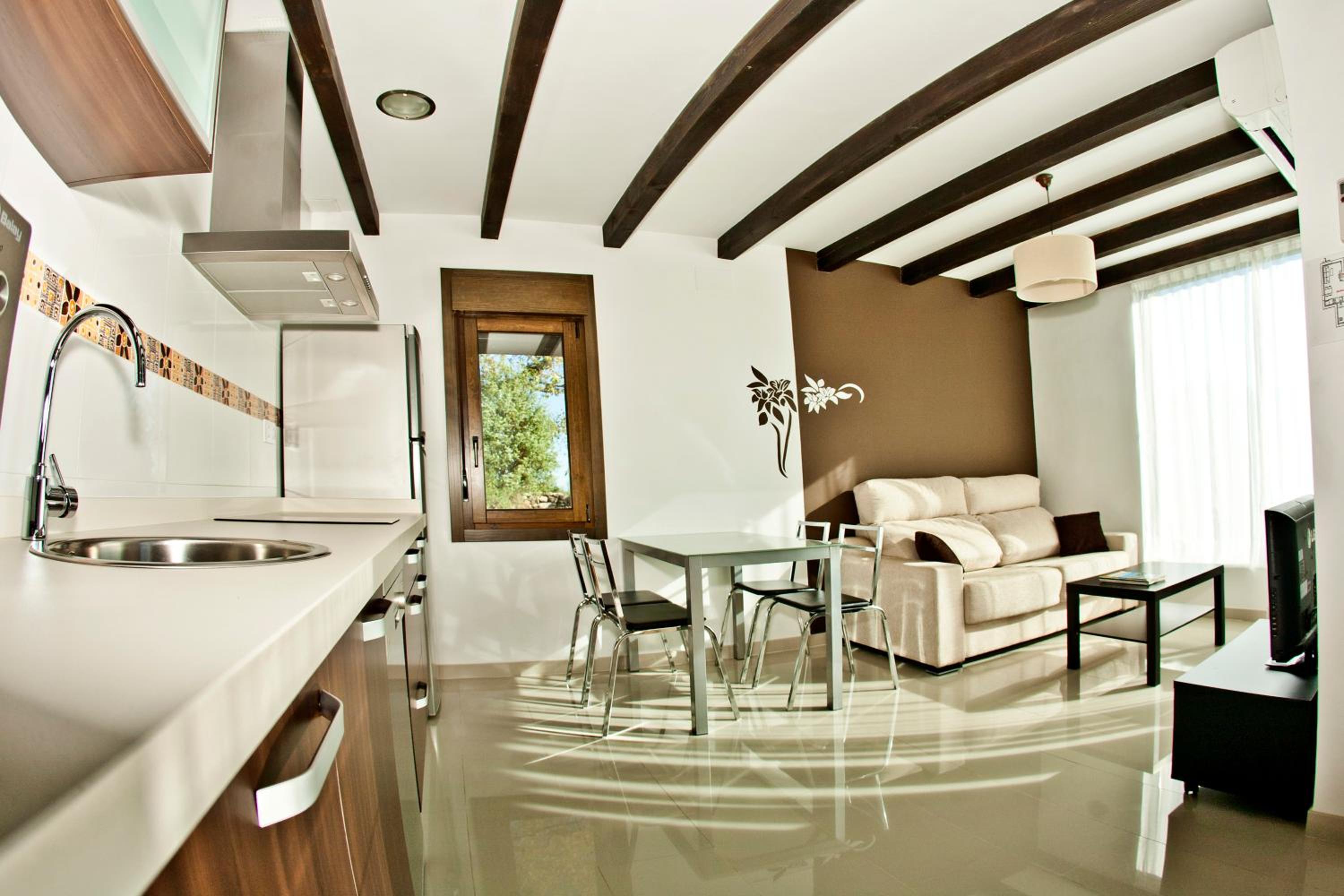 Two-Bedroom Apartment - Photo 21