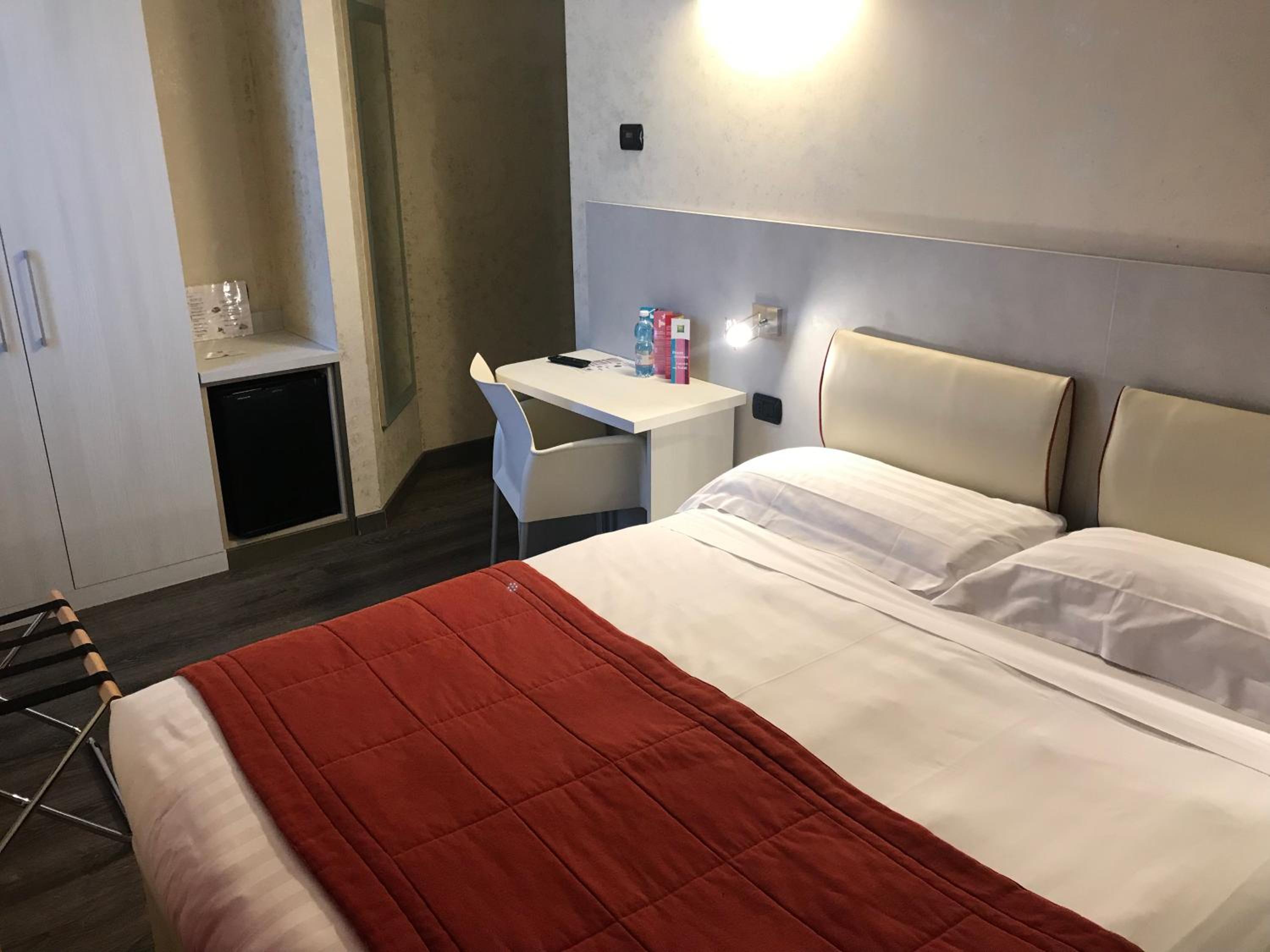 Standard Room with Single Bed photo 3