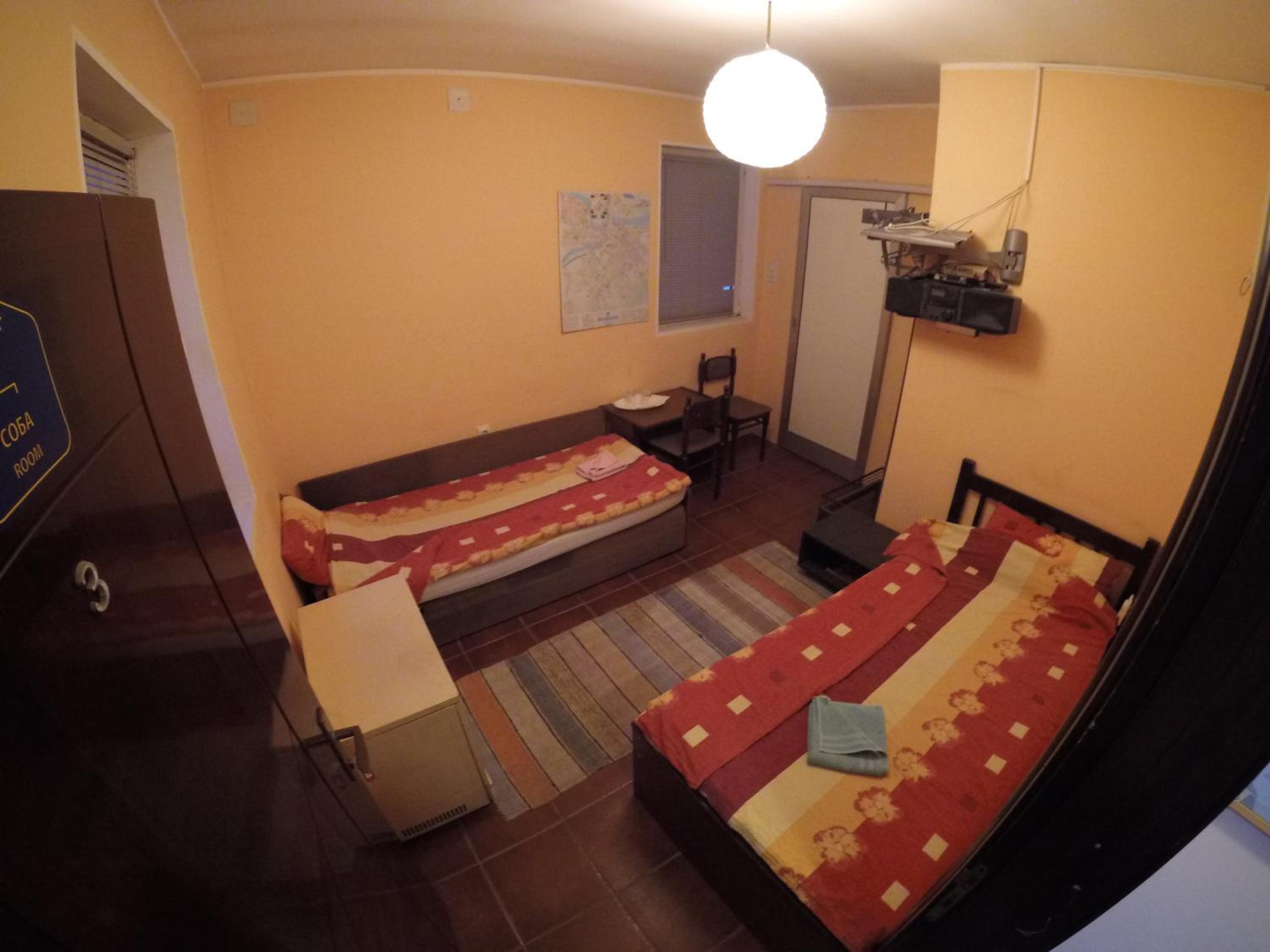 Twin Room with Bathroom photo 1