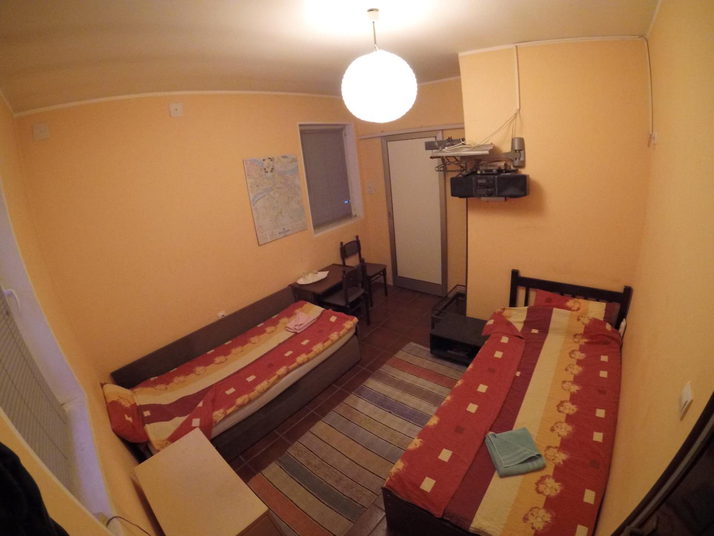 Twin Room with Bathroom photo 2
