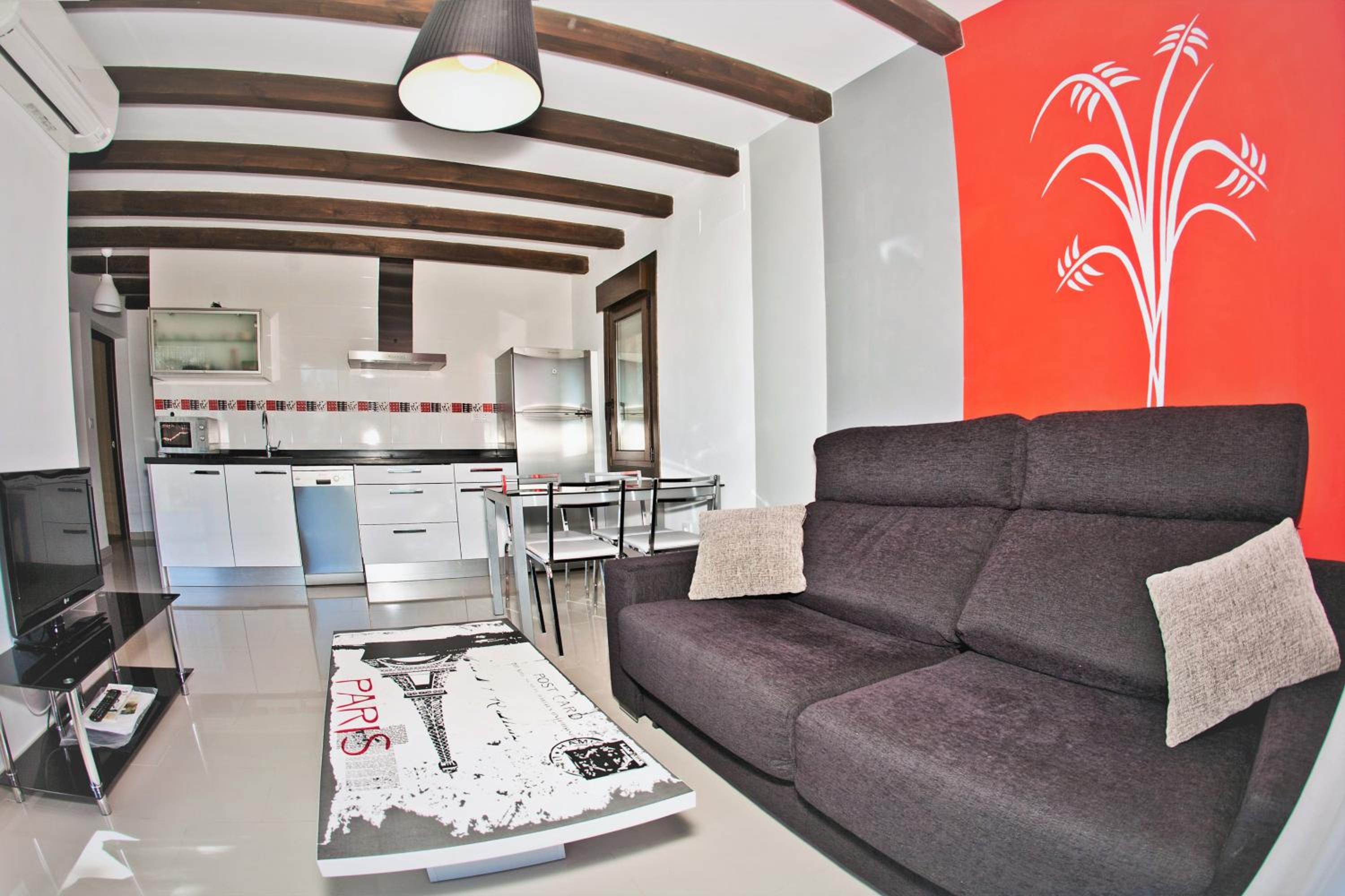 Two-Bedroom Apartment - Photo 25